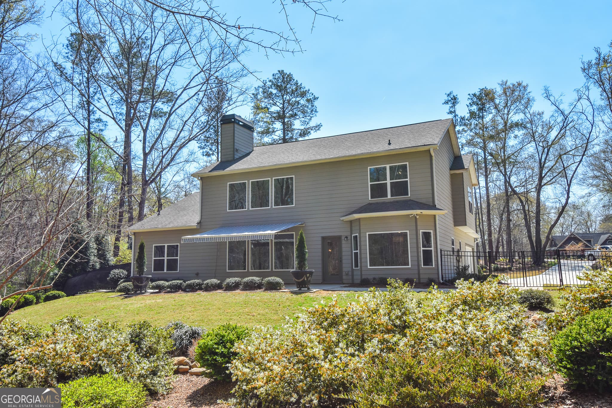 4 bedroom, 3.5 bathroom, 3,233 sq ft single family residence for sale at 397 Oak Grove Path, Griffin, GA 30224 — photo 5