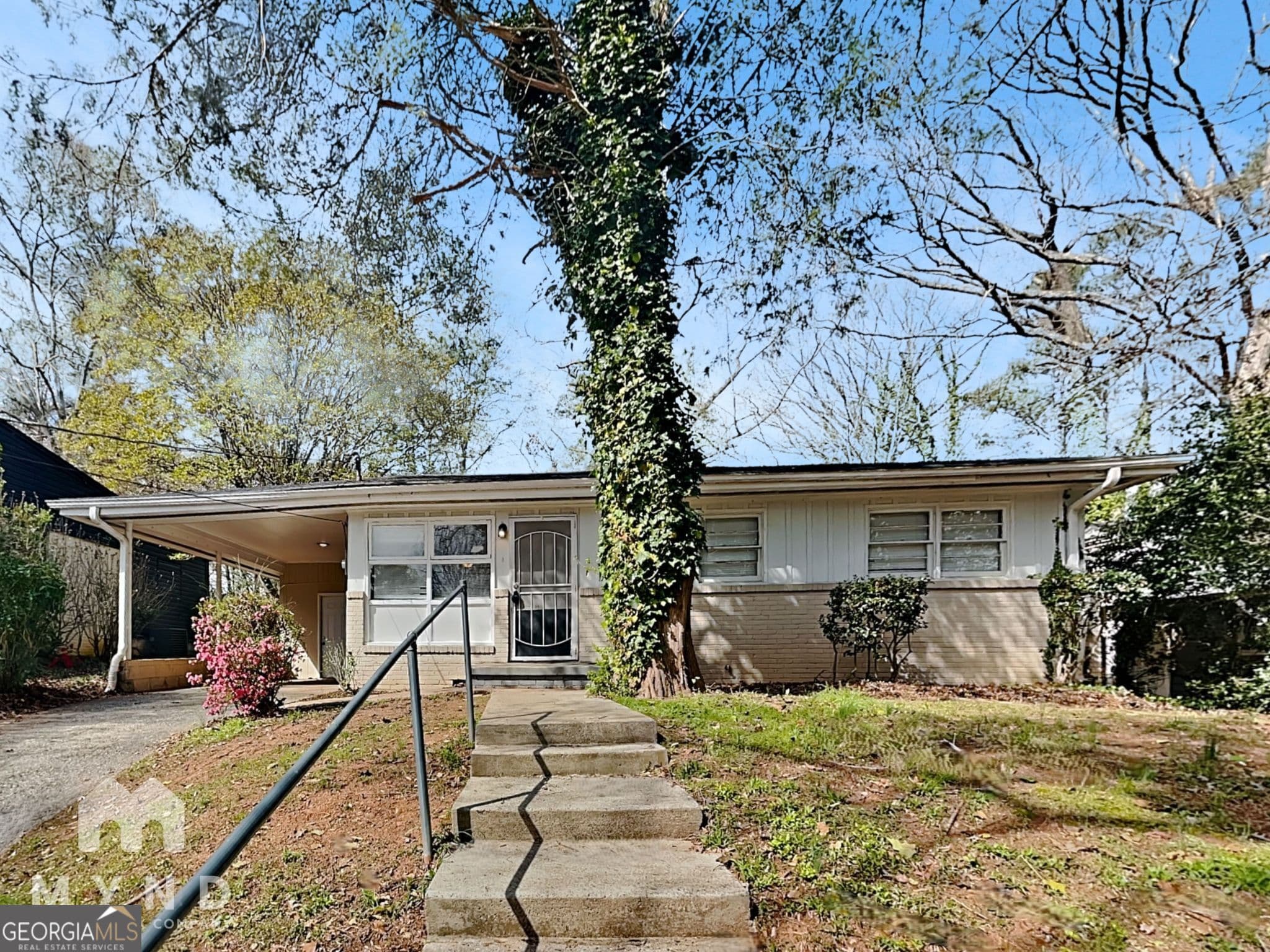 3 bedroom, 2 bathroom, 2 sq ft single family residence for rent at 450 Fairburn Road, Atlanta, GA 30331 for $1,621 a month — photo 1 of 16