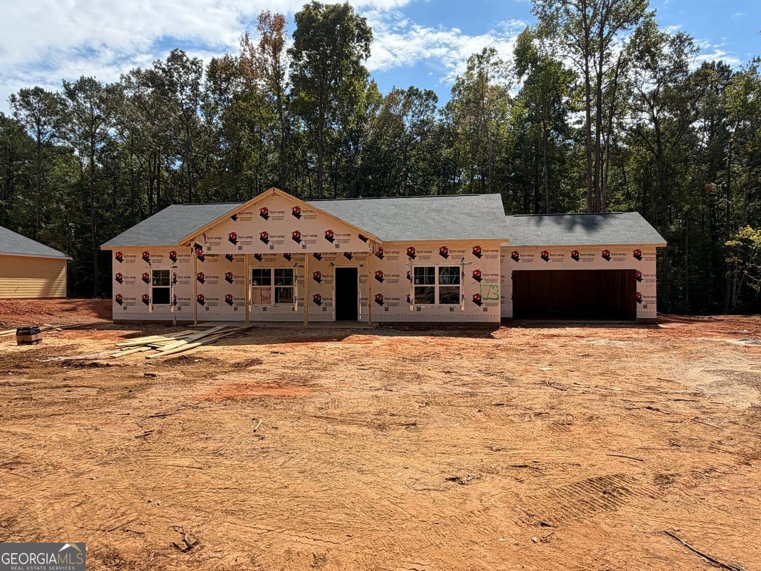 4 bedroom, 2 bathroom, 1,815 sq ft single family residence for sale at 173 Avalee Road, Brooks, GA 30205 — photo 1 of 10