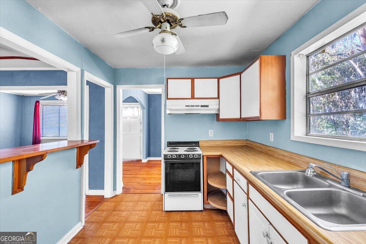 3 bedroom, 1 bathroom, 814 sq ft single family residence for sale at 177 Winoca Drive, Midway, GA 31320 — photo 9