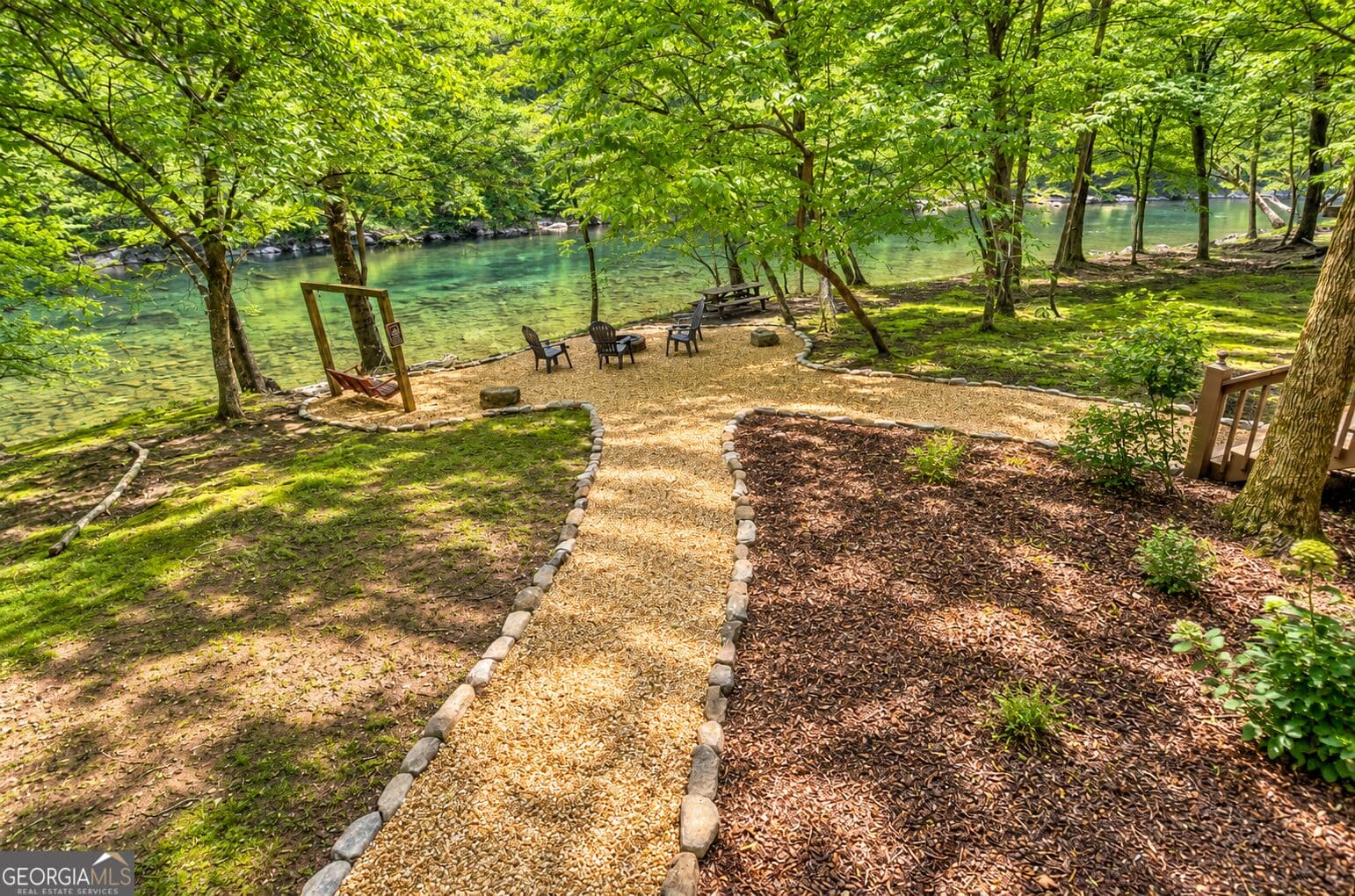 2 bedroom, 2 bathroom, 1,578 sq ft cabin,single family residence for sale at 133 Muller Lane, Ellijay, GA 30540 — photo 5