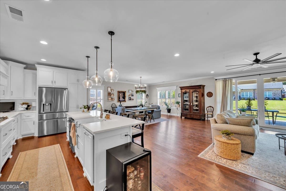 4 bedroom, 3.5 bathroom, 3,028 sq ft single family residence for sale at 148 Camden Trace, Macon, GA 31210 — photo 3
