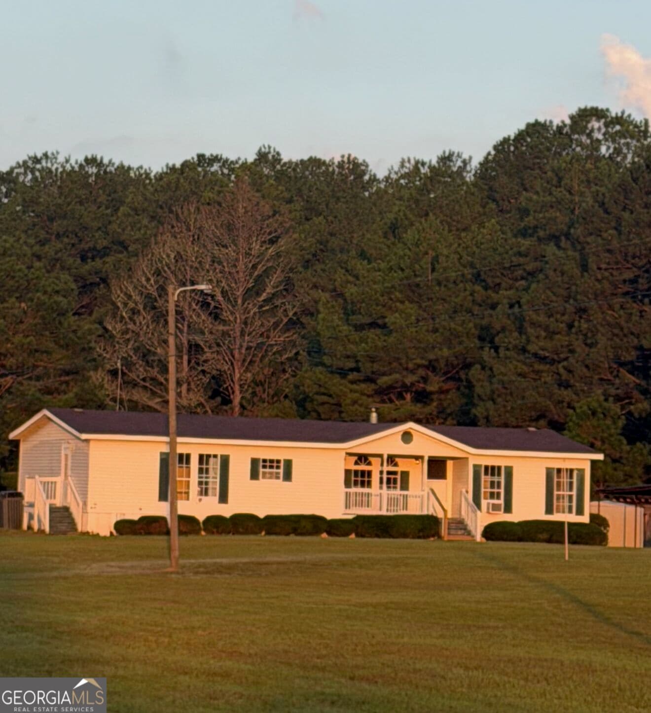 3 bedroom, 2 bathroom, 1,680 sq ft manufactured home,single family residence for sale at 385 Dean Road, Franklin, GA 30217 — photo 1 of 29