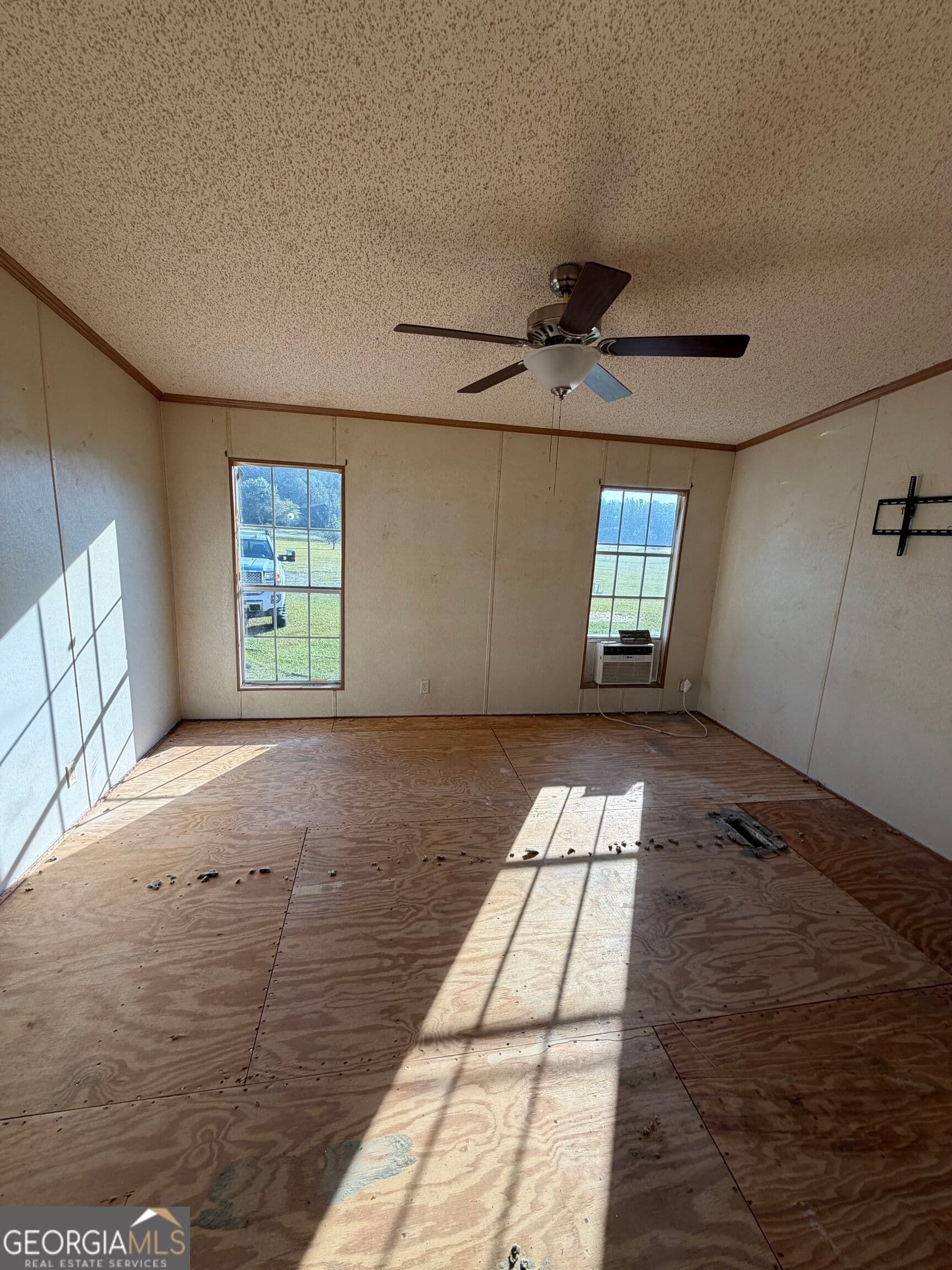 3 bedroom, 2 bathroom, 1,680 sq ft manufactured home,single family residence for sale at 385 Dean Road, Franklin, GA 30217 — photo 9