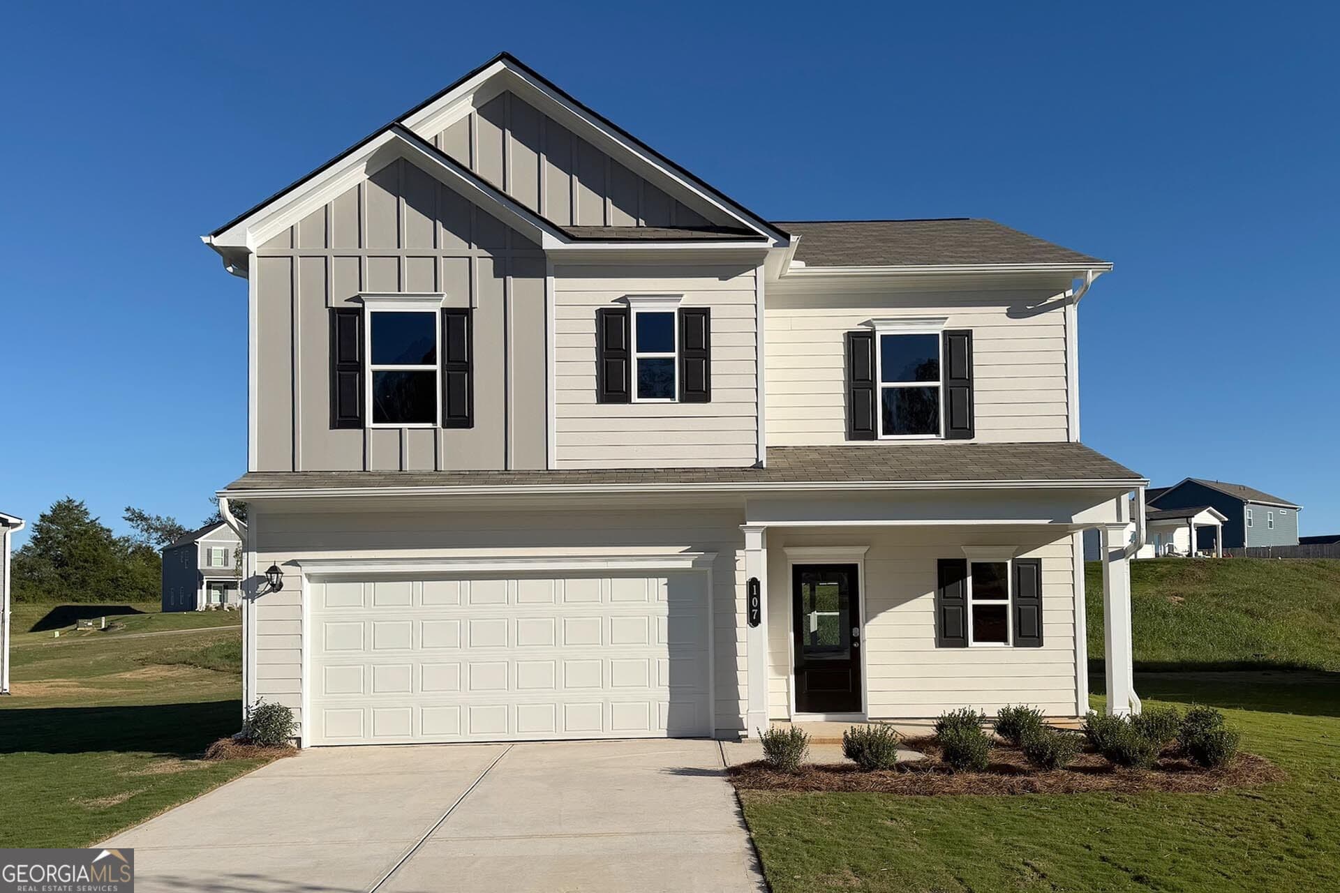 3 bedroom, 2.5 bathroom, 1,813 sq ft single family residence for sale at 107 Willow Circle, Rock Spring, GA 30739