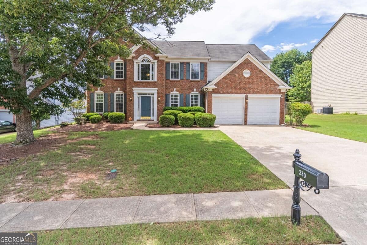 4 bedroom, 2.5 bathroom single family residence for rent at 230 Albrighton Court, Suwanee, GA 30024 for $3,000 a month — photo 6