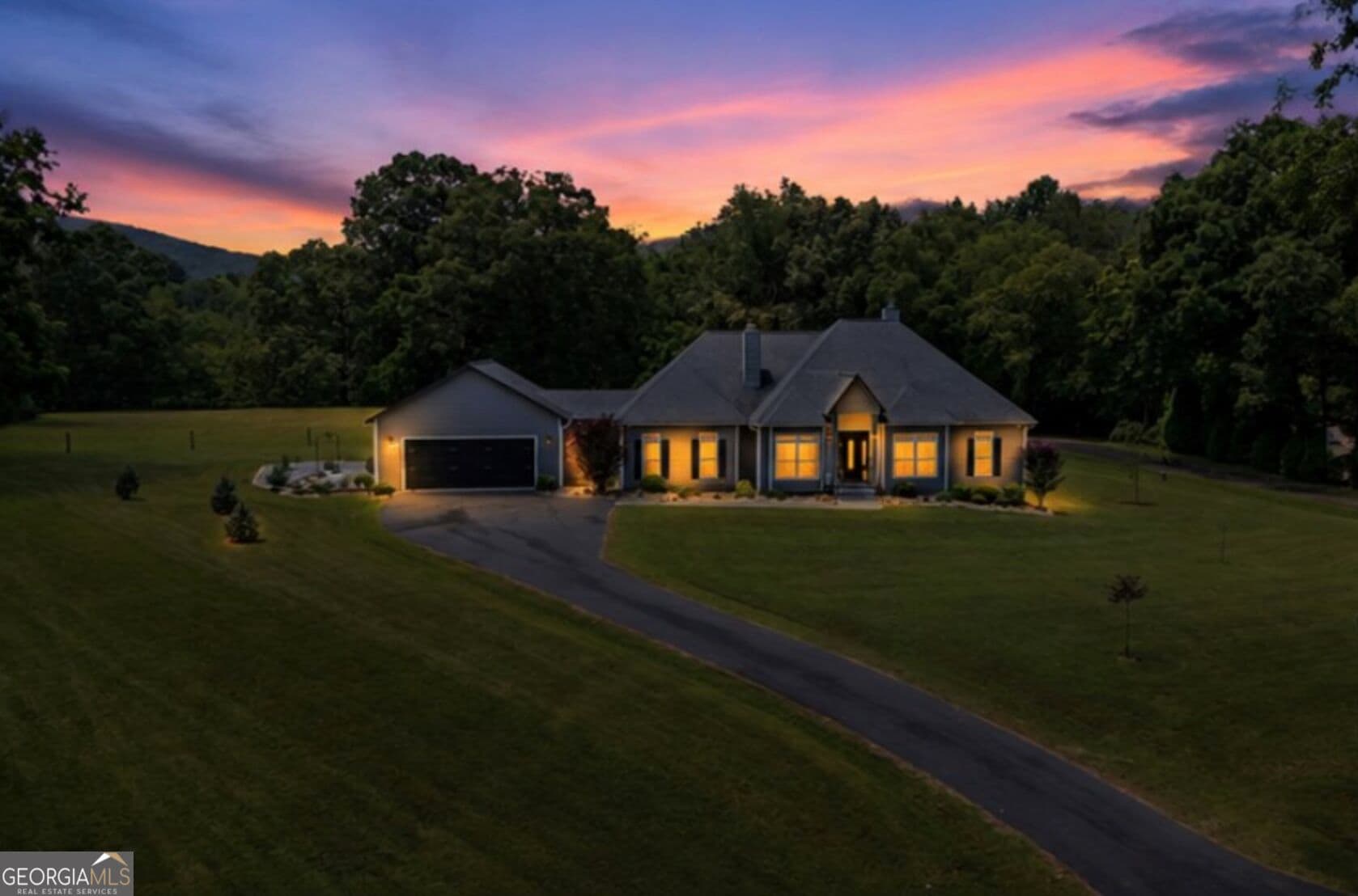 4 bedroom, 3.5 bathroom, 3,193 sq ft single family residence for sale at 1502 Smithfield Lane, Young Harris, GA 30582 — photo 7
