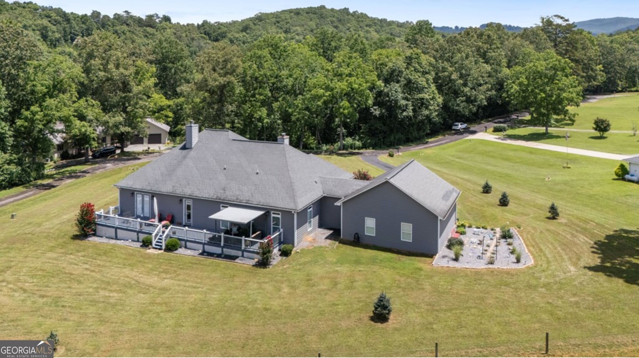 4 bedroom, 3.5 bathroom, 3,193 sq ft single family residence for sale at 1502 Smithfield Lane, Young Harris, GA 30582 — photo 3