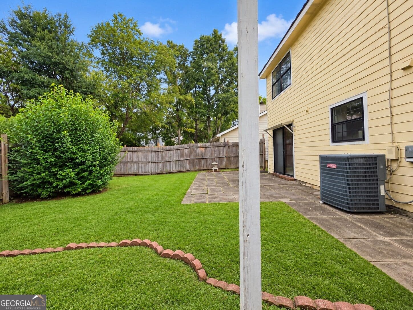 2 bedroom, 1.5 bathroom, 1,292 sq ft townhouse for sale at 130 Holland Park Circle, Savannah, GA 31419 — photo 6