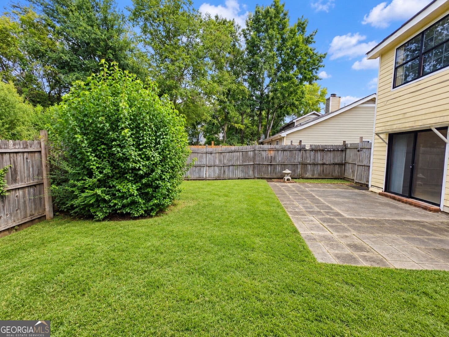 2 bedroom, 1.5 bathroom, 1,292 sq ft townhouse for sale at 130 Holland Park Circle, Savannah, GA 31419 — photo 7