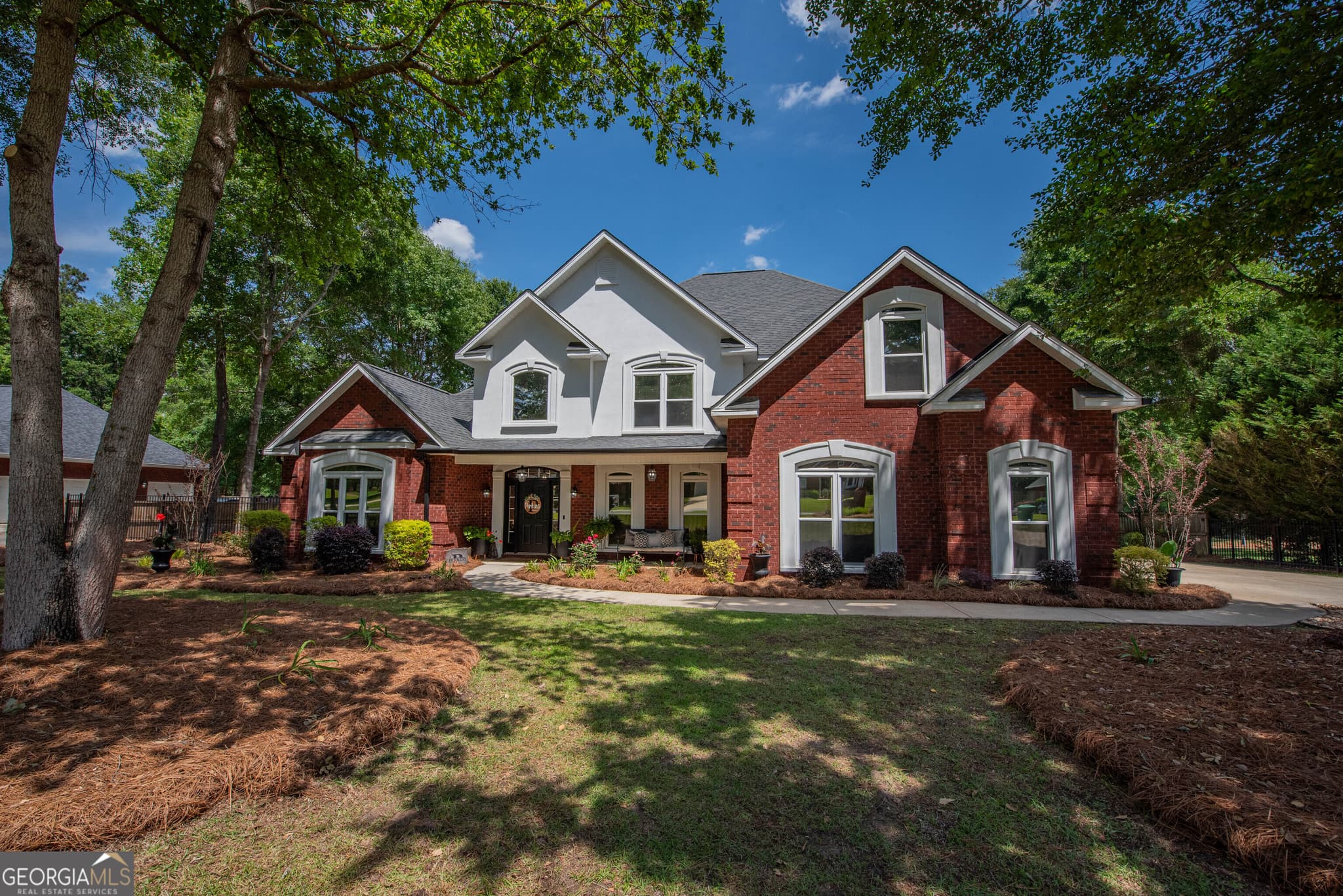 5 bedroom, 3.5 bathroom, 4,147 sq ft single family residence sold at 123 GLENDA Drive, Bonaire, GA 31005
