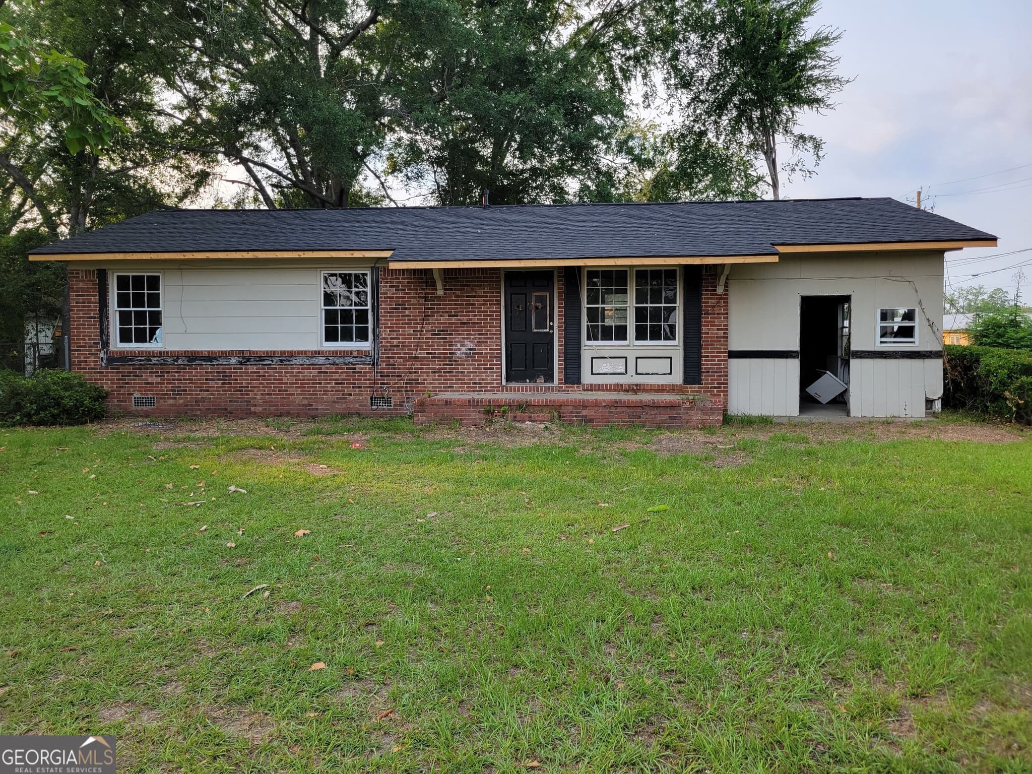 3 bedroom, 1 bathroom, 1,025 sq ft single family residence sold at 205 Drexel Avenue, Millen, GA 30442