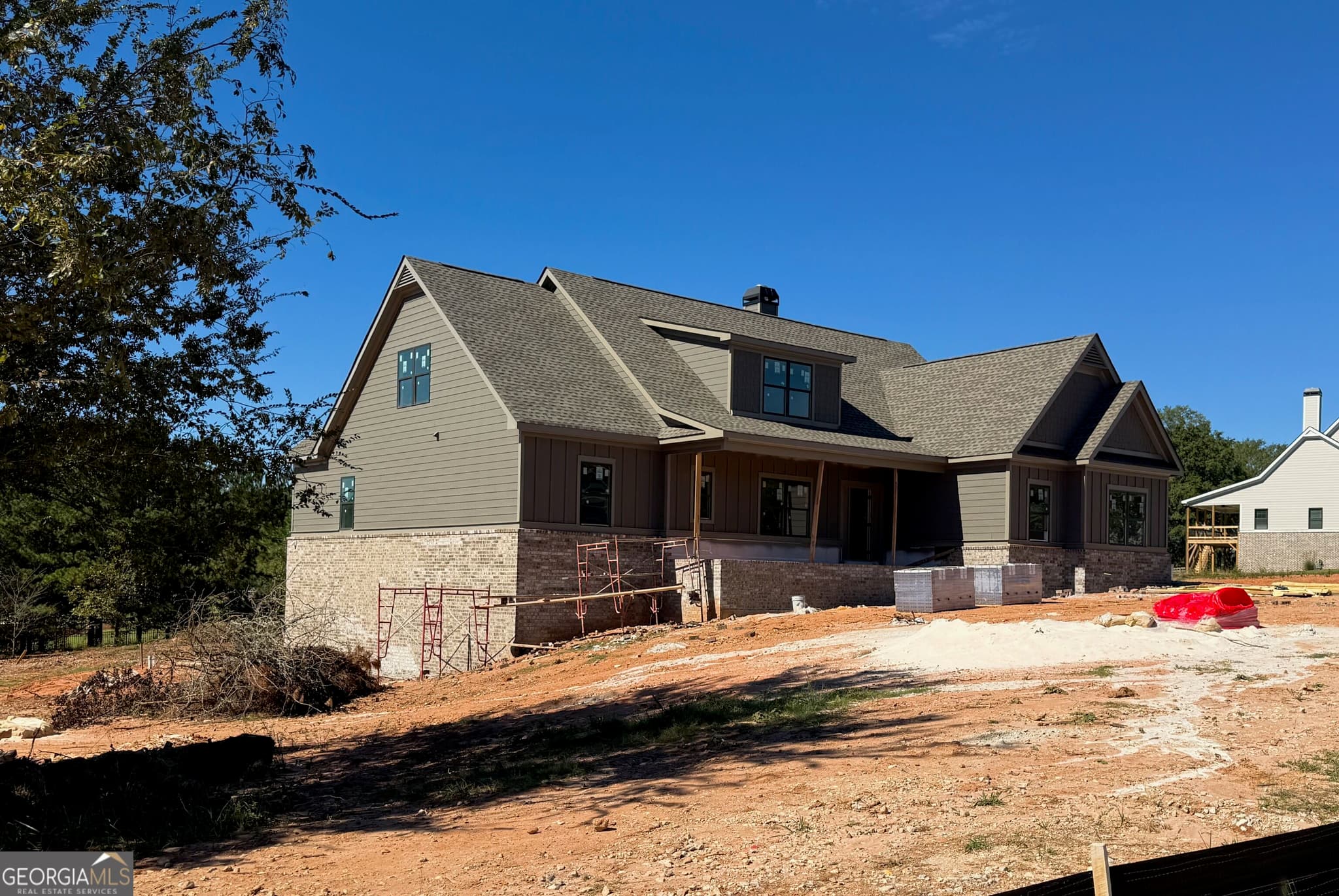 4 bedroom, 3.5 bathroom, 3,222 sq ft single family residence for sale at 2117 Stonegate Way, Monroe, GA 30656 — photo 2