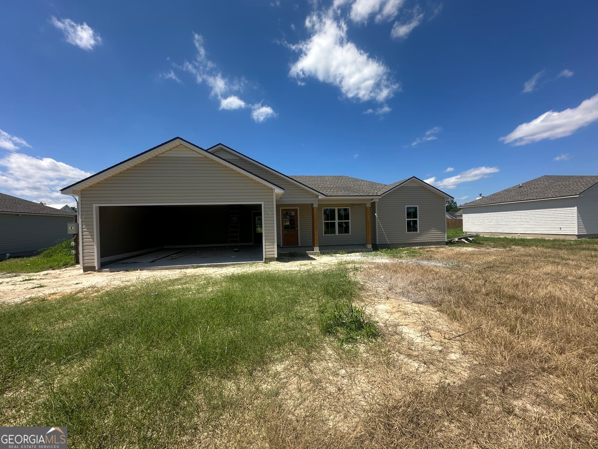 3 bedroom, 2 bathroom, 1,402 sq ft single family residence for sale at 97 Cypress Street, Ray City, GA 31645