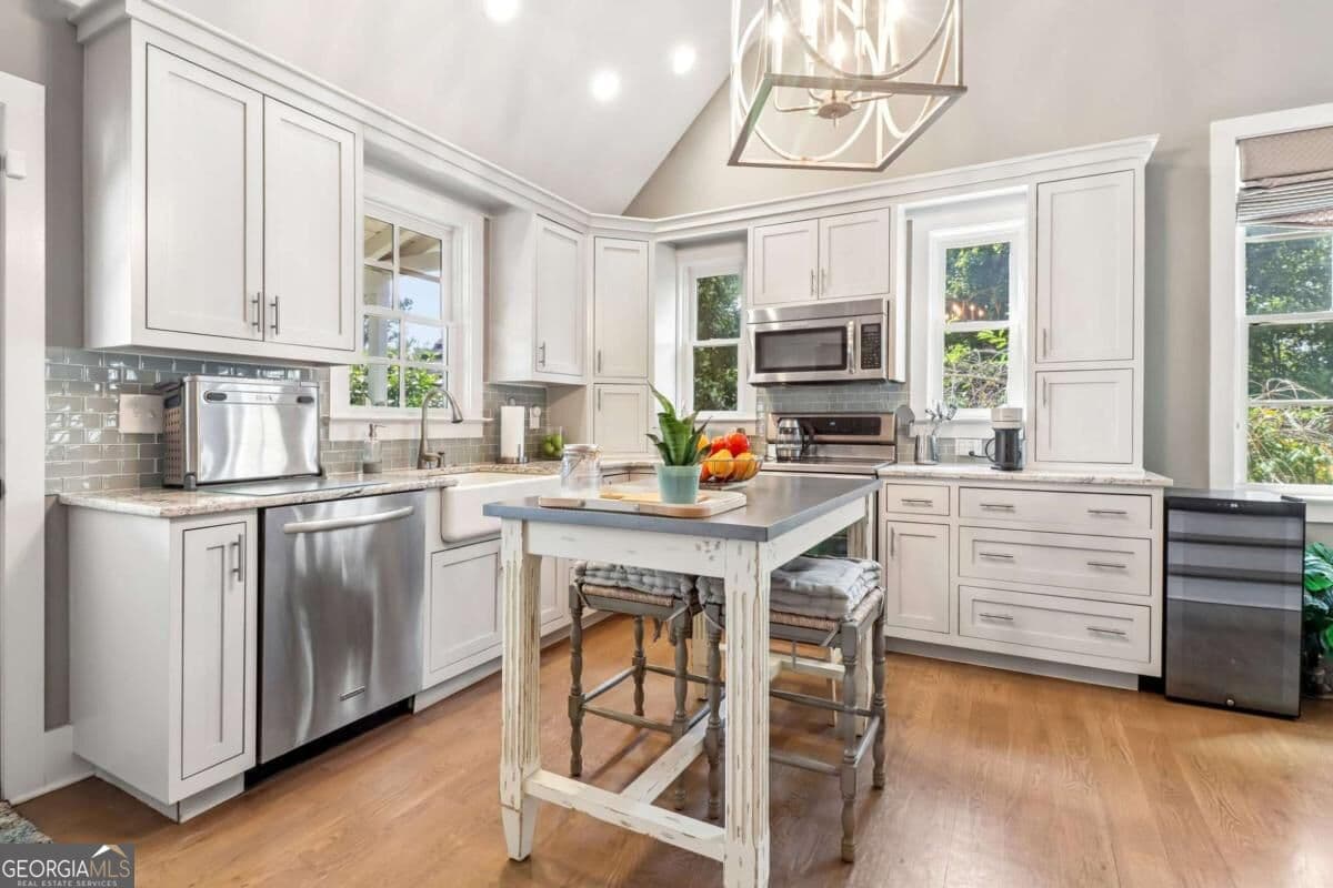 2 bedroom, 2.5 bathroom, 1,209 sq ft single family residence for sale at 1000 Nestopia Way, Chattahoochee Hills, GA 30268 — photo 10