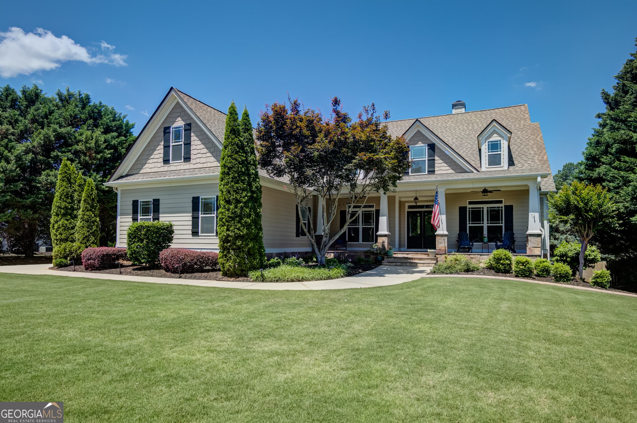 6 bedroom, 5.5 bathroom, 5,279 sq ft single family residence sold at 221 Chasewood Lane, Senoia, GA 30276