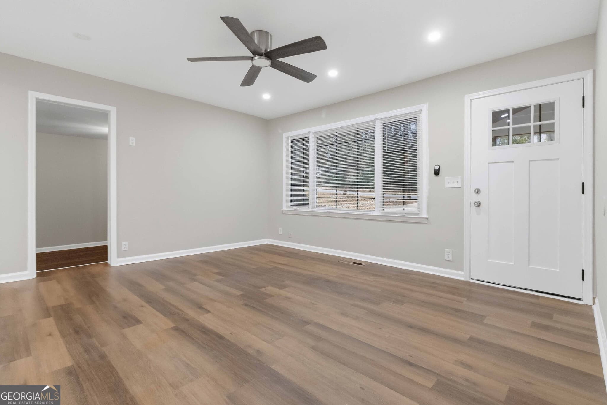 4 bedroom, 2 bathroom, 1,604 sq ft single family residence for sale at 2953 MEADOWVIEW Drive, Atlanta, GA 30316 — photo 9