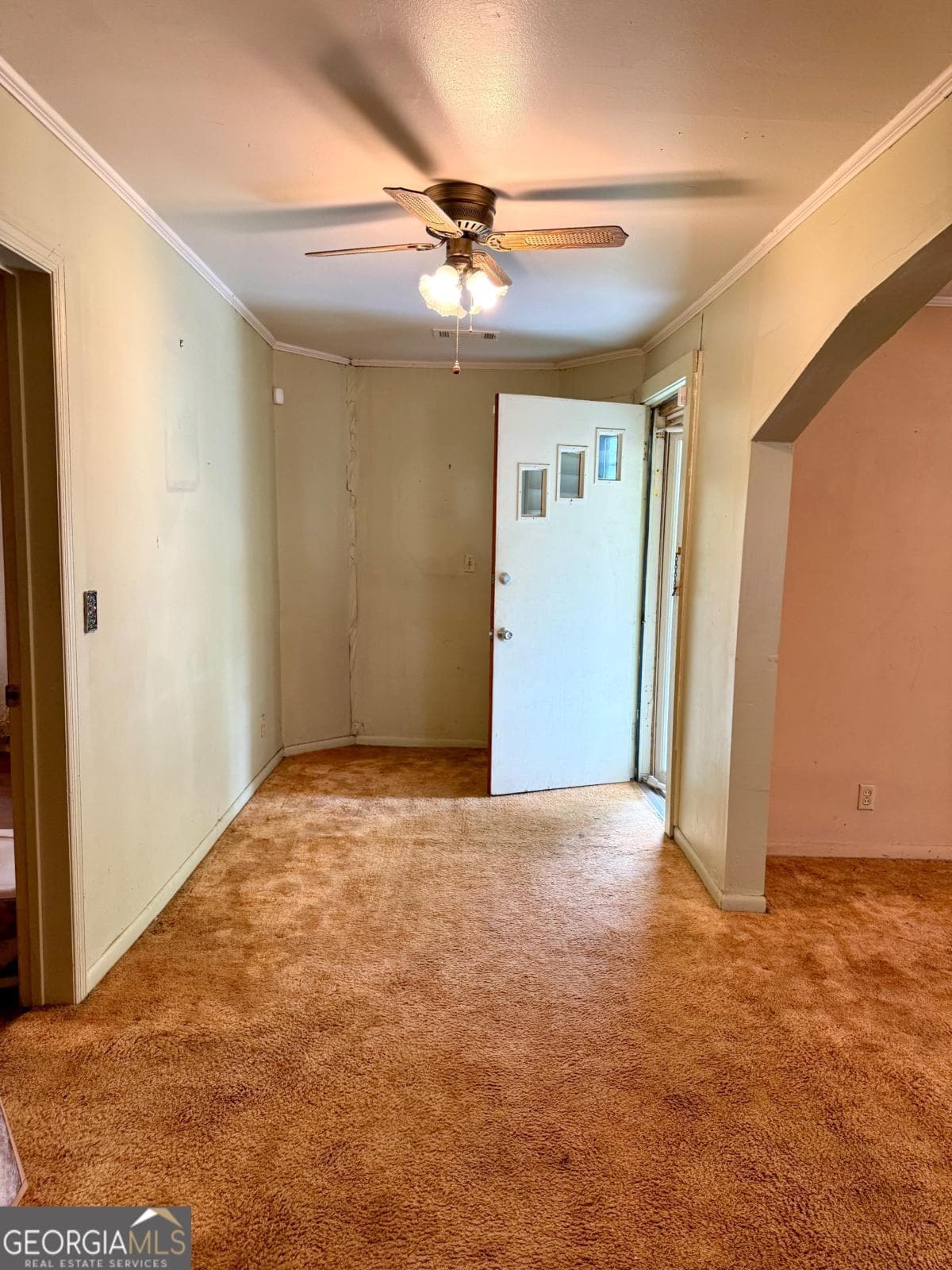 3 bedroom, 1 bathroom, 1,319 sq ft single family residence under contract at 705 W 11Th Avenue, Cordele, GA 31015 — photo 3