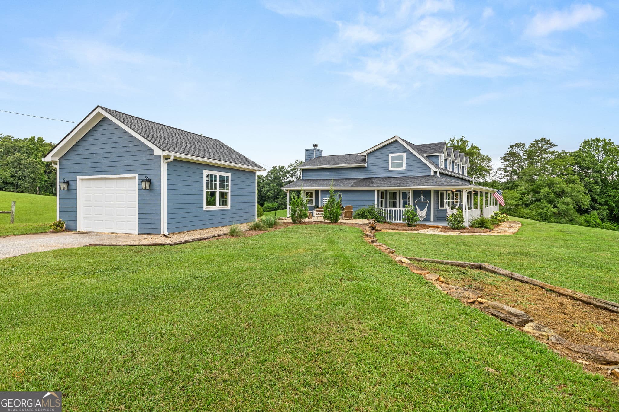4 bedroom, 3 bathroom, 2,702 sq ft single family residence for sale at 828 Garner Road, Cornelia, GA 30531 — photo 3