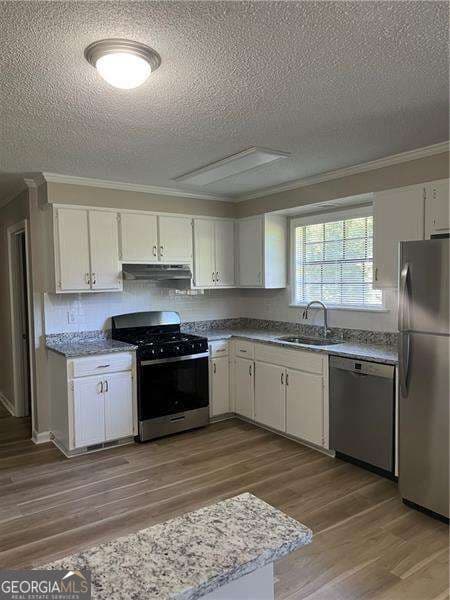 3 bedroom, 2 bathroom single family residence for rent at 2121 WOOD Court, Marietta, GA 30062 for $1,990 a month — photo 5
