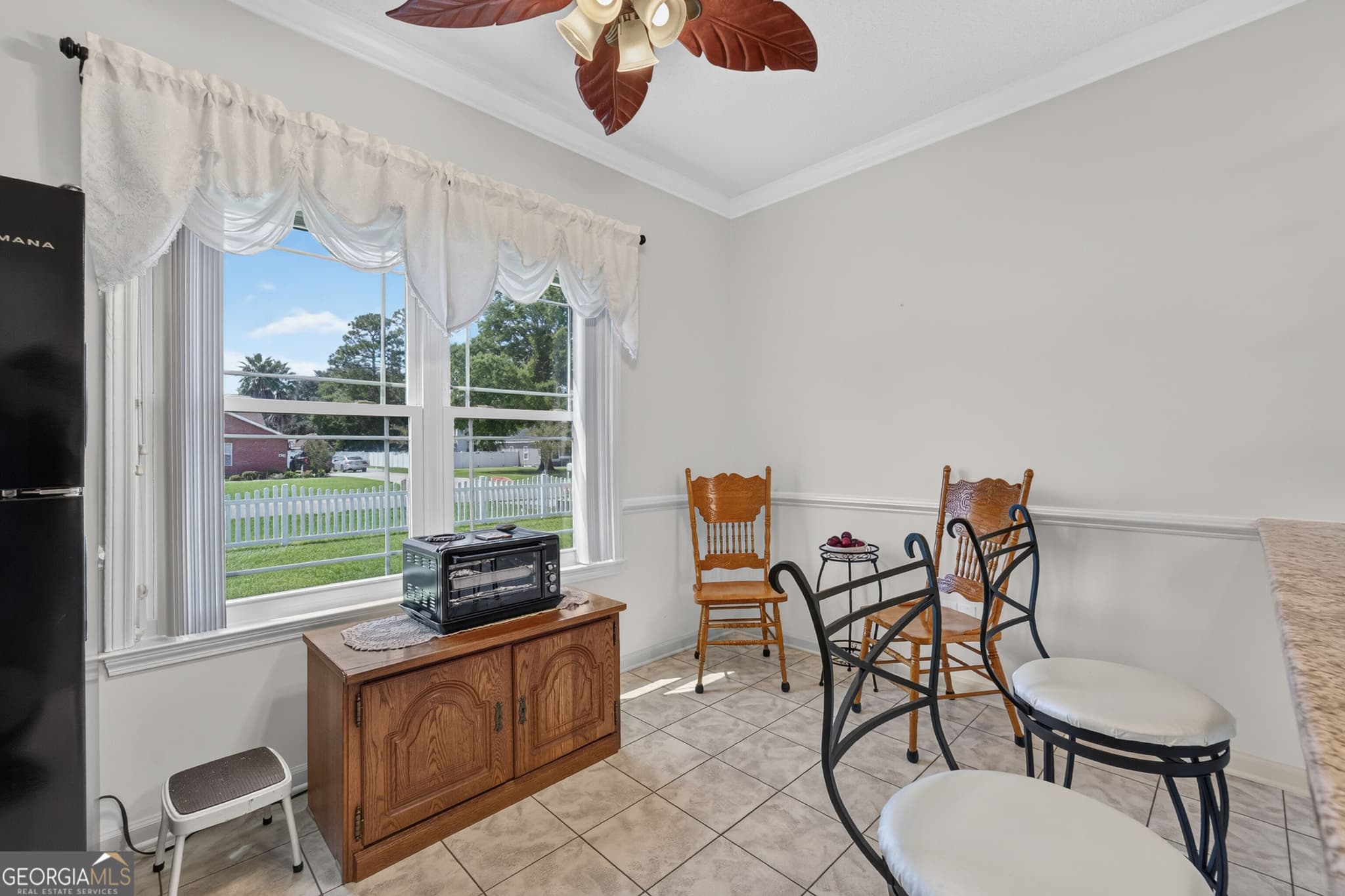 3 bedroom, 2 bathroom, 2,158 sq ft single family residence for sale at 932 Hitching Post Lane, Waycross, GA 31503 — photo 7