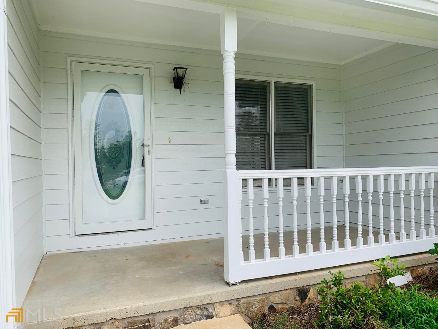 4 bedroom, 2 bathroom, 1,953 sq ft single family residence for rent at 61 Garden Hills Drive, Newnan, GA 30263 for $1,950 a month — photo 3