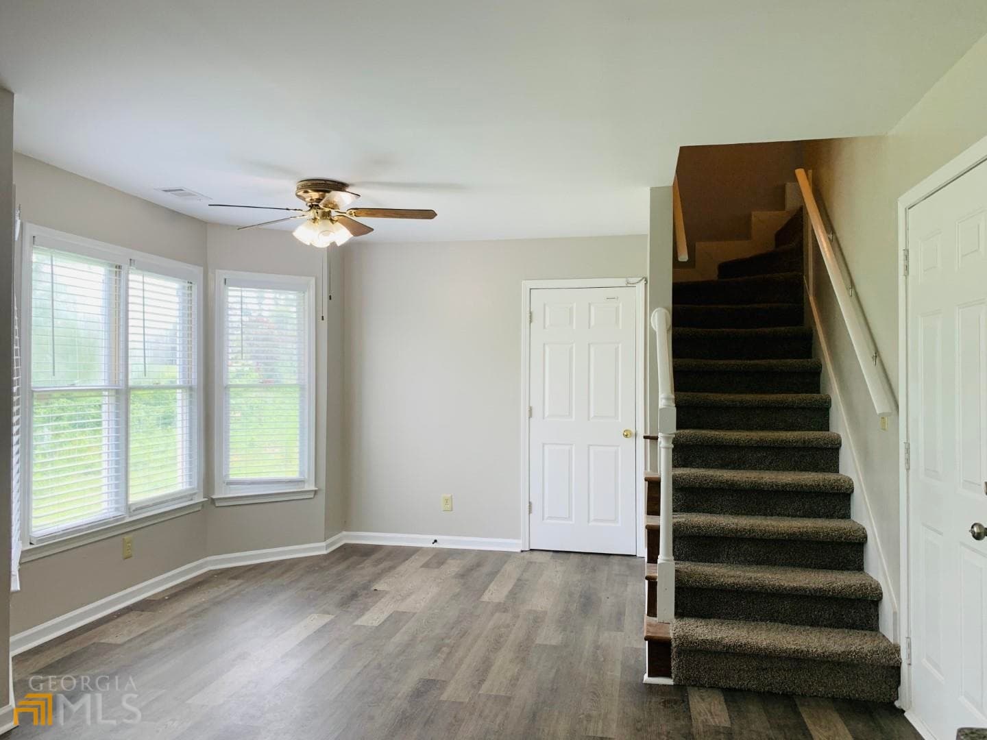 4 bedroom, 2 bathroom, 1,953 sq ft single family residence for rent at 61 Garden Hills Drive, Newnan, GA 30263 for $1,950 a month — photo 9