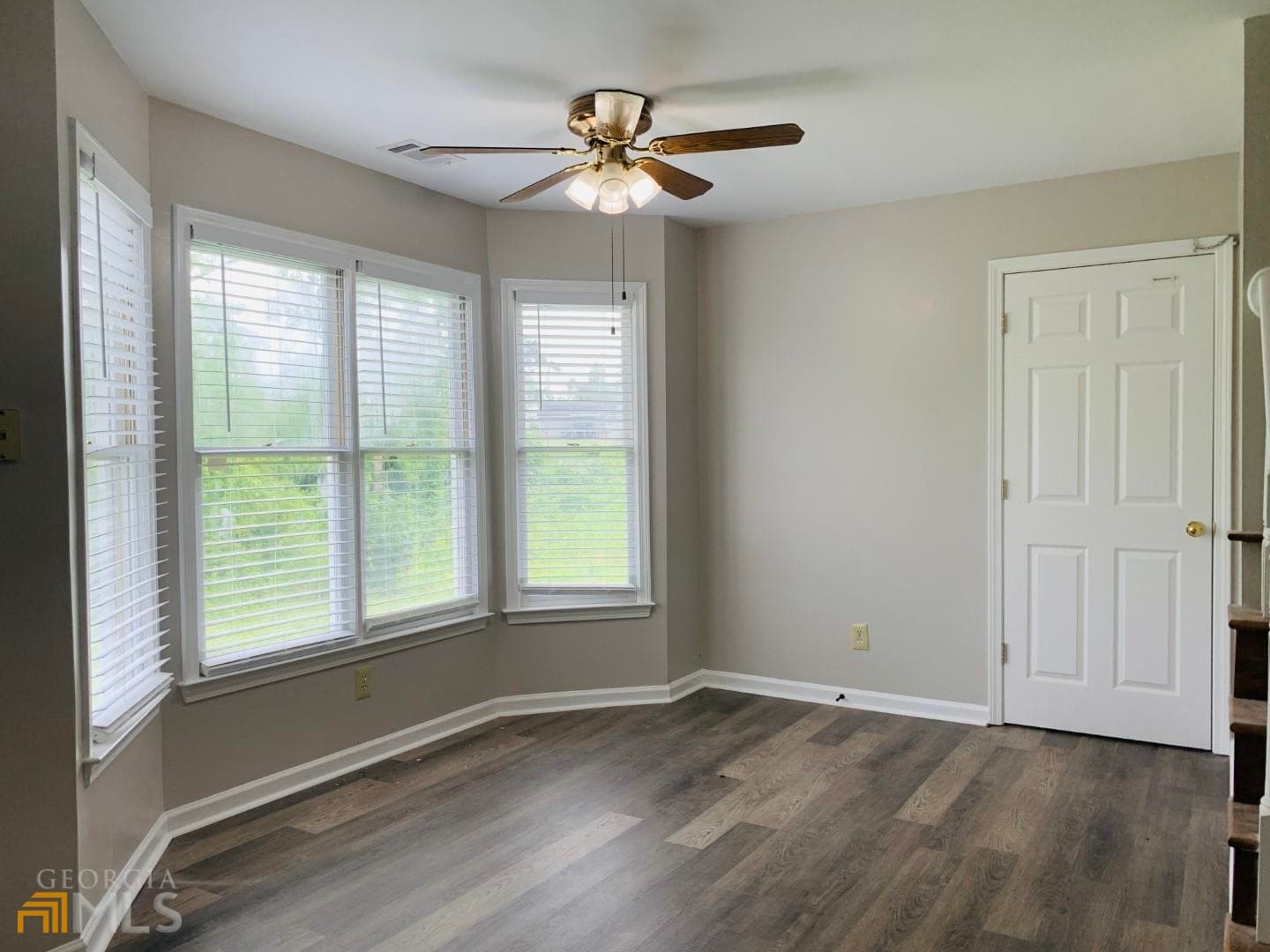 4 bedroom, 2 bathroom, 1,953 sq ft single family residence for rent at 61 Garden Hills Drive, Newnan, GA 30263 for $1,950 a month — photo 10