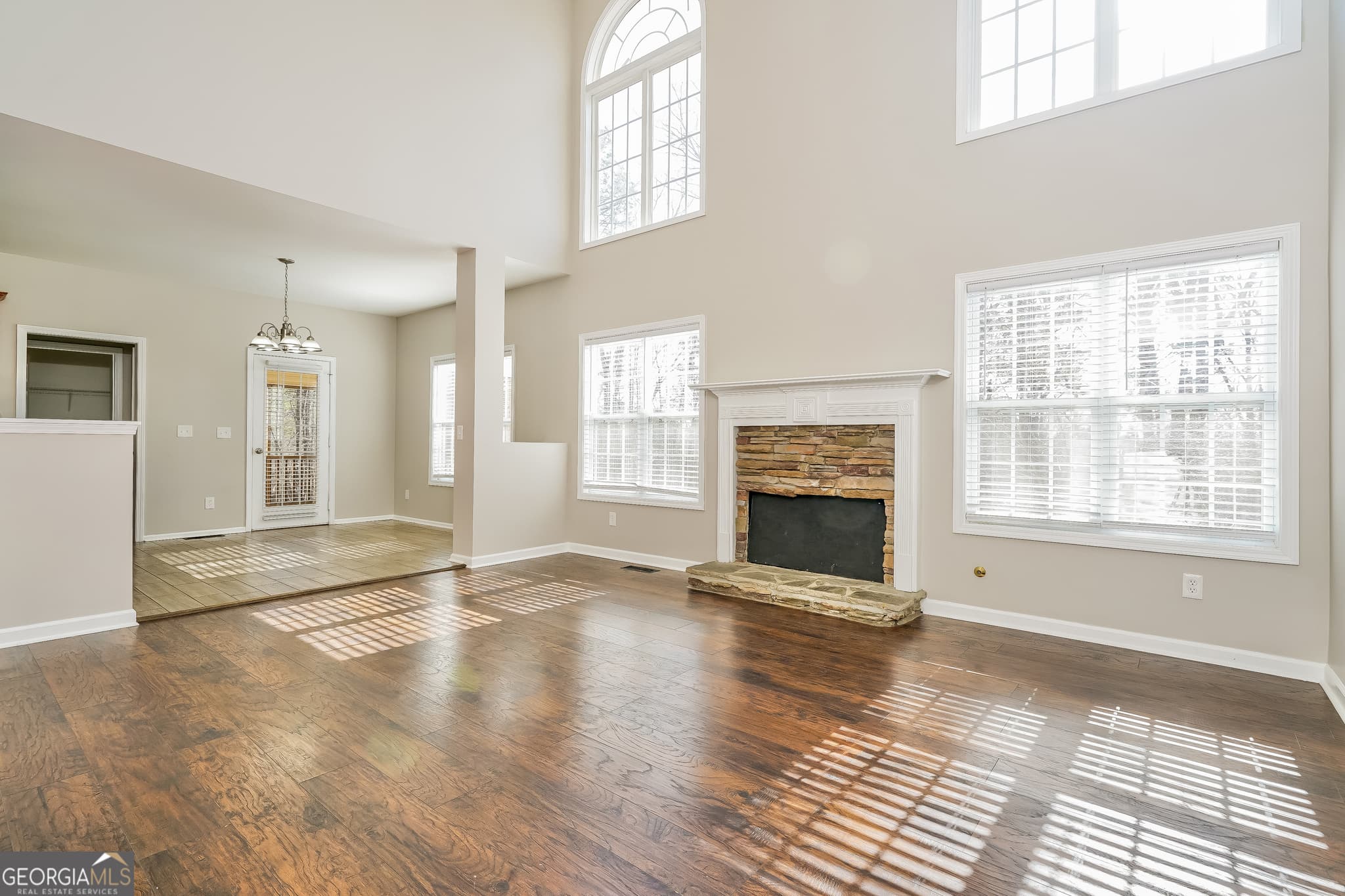 3 bedroom, 3 bathroom, 2,980 sq ft single family residence for sale at 76 Foliage Court, Dallas, GA 30132 — photo 9