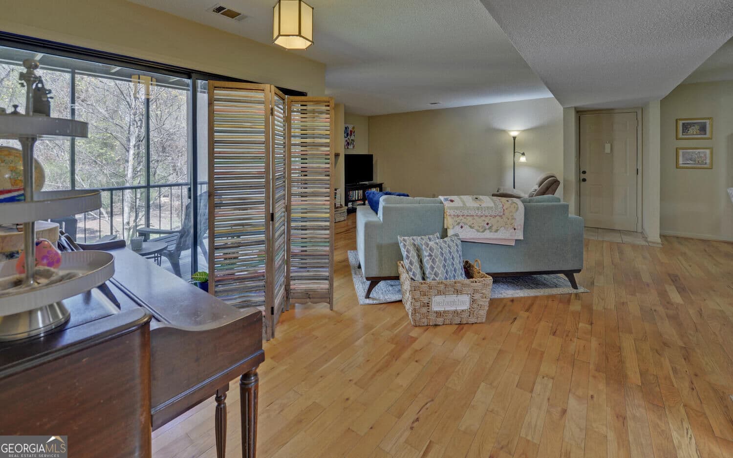 3 bedroom, 2 bathroom, 1,548 sq ft condominium for rent at 605 Candler Street BLDG C UNIT 3, Gainesville, GA 30501 for $2,000 a month — photo 4