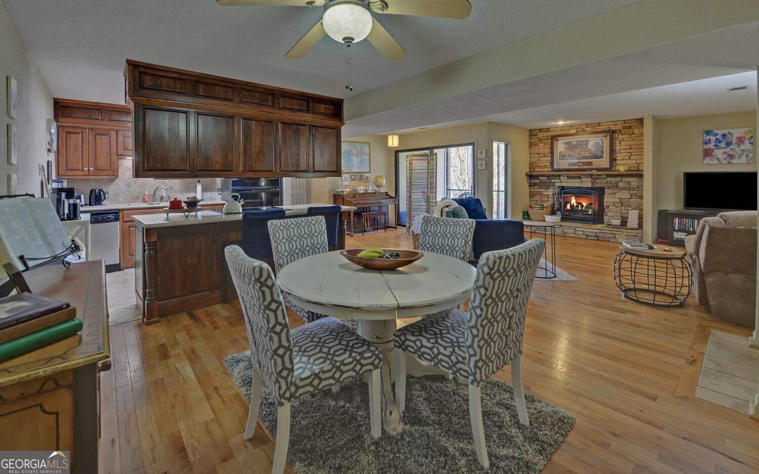 3 bedroom, 2 bathroom, 1,548 sq ft condominium for rent at 605 Candler Street BLDG C UNIT 3, Gainesville, GA 30501 for $2,000 a month — photo 8