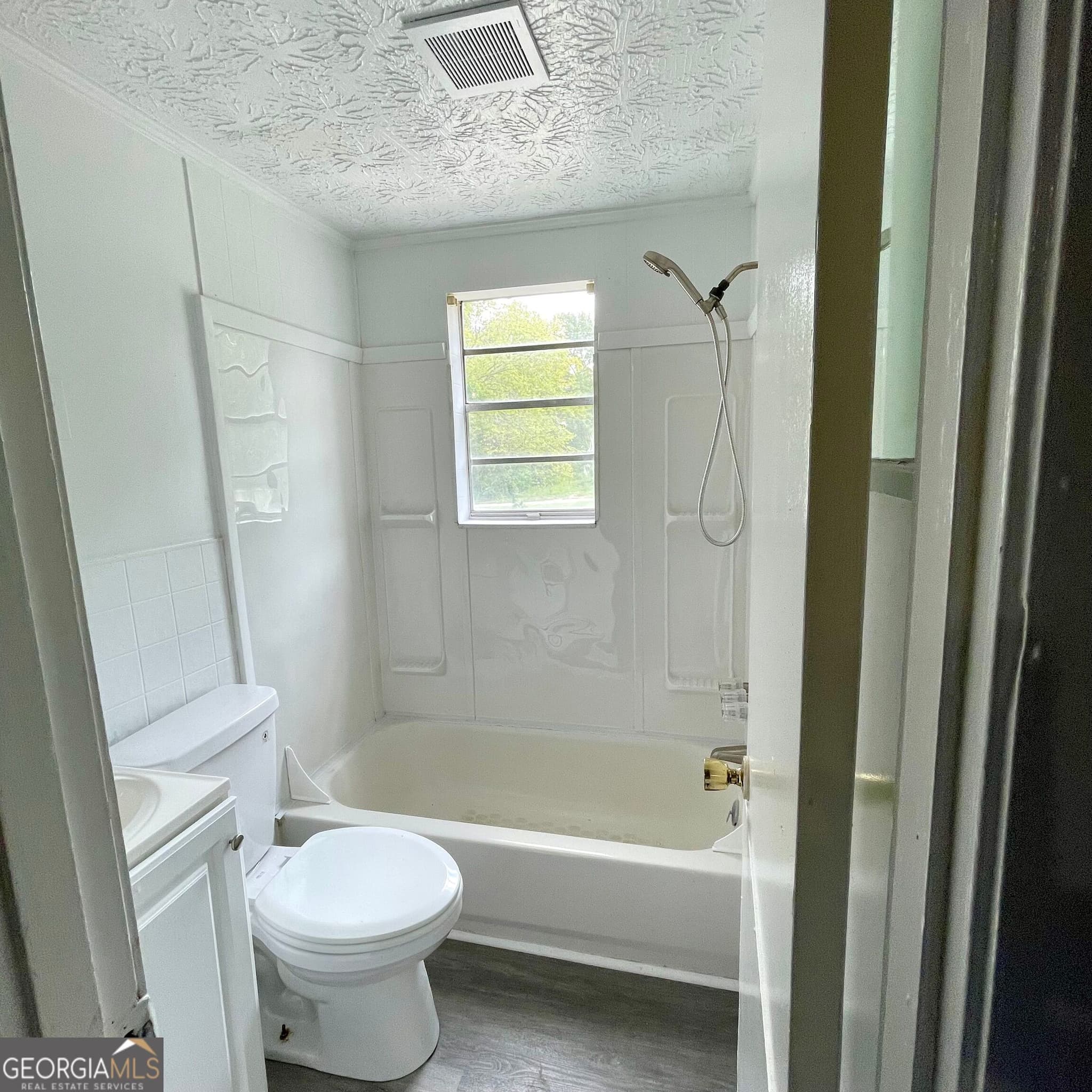 2 bedroom, 1 bathroom apartment for rent at 306 E Moore Street 1, Dublin, GA 31021 for $850 a month — photo 9