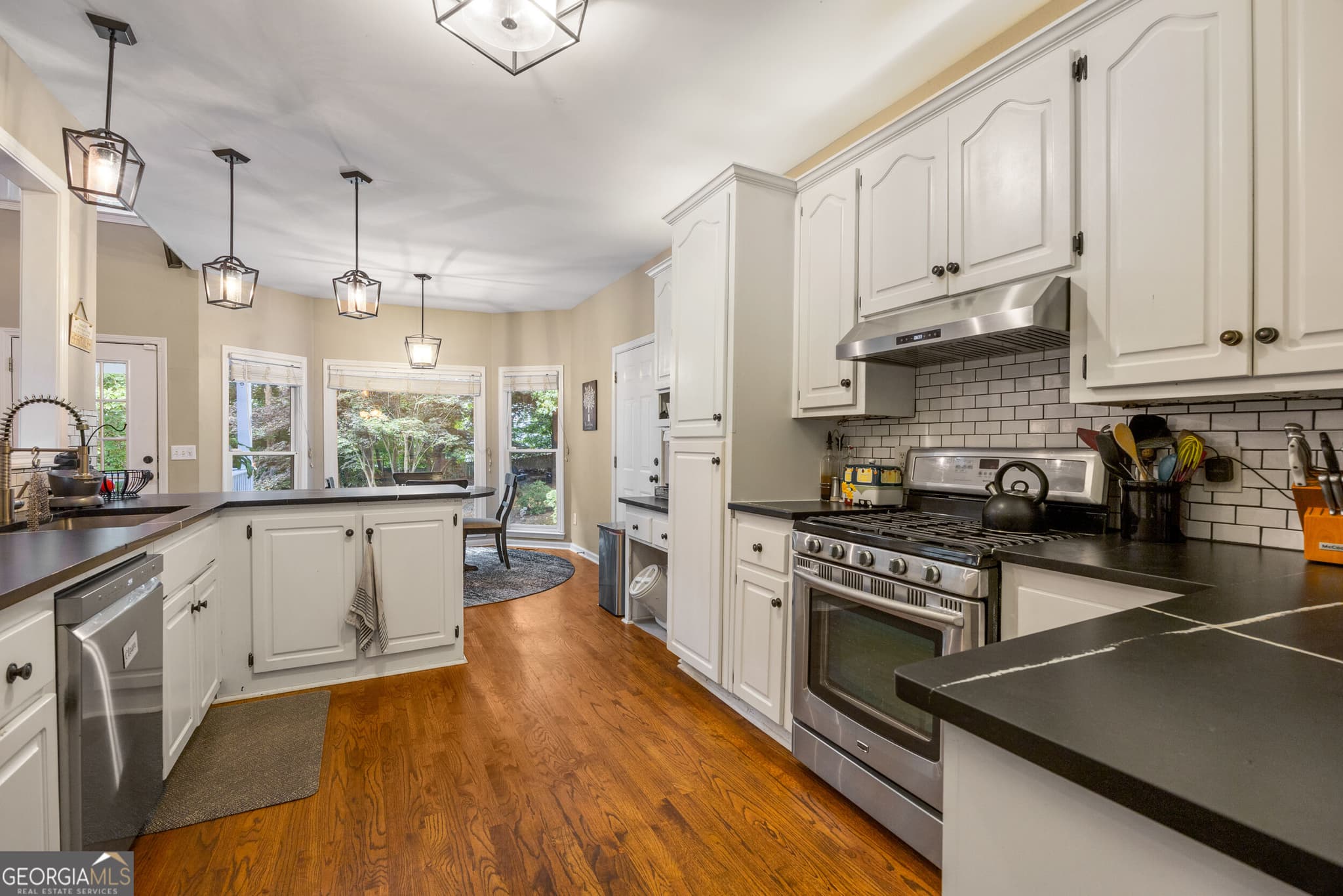 5 bedroom, 3 bathroom single family residence for sale at 2420 Bexford View, Cumming, GA 30041 — photo 7