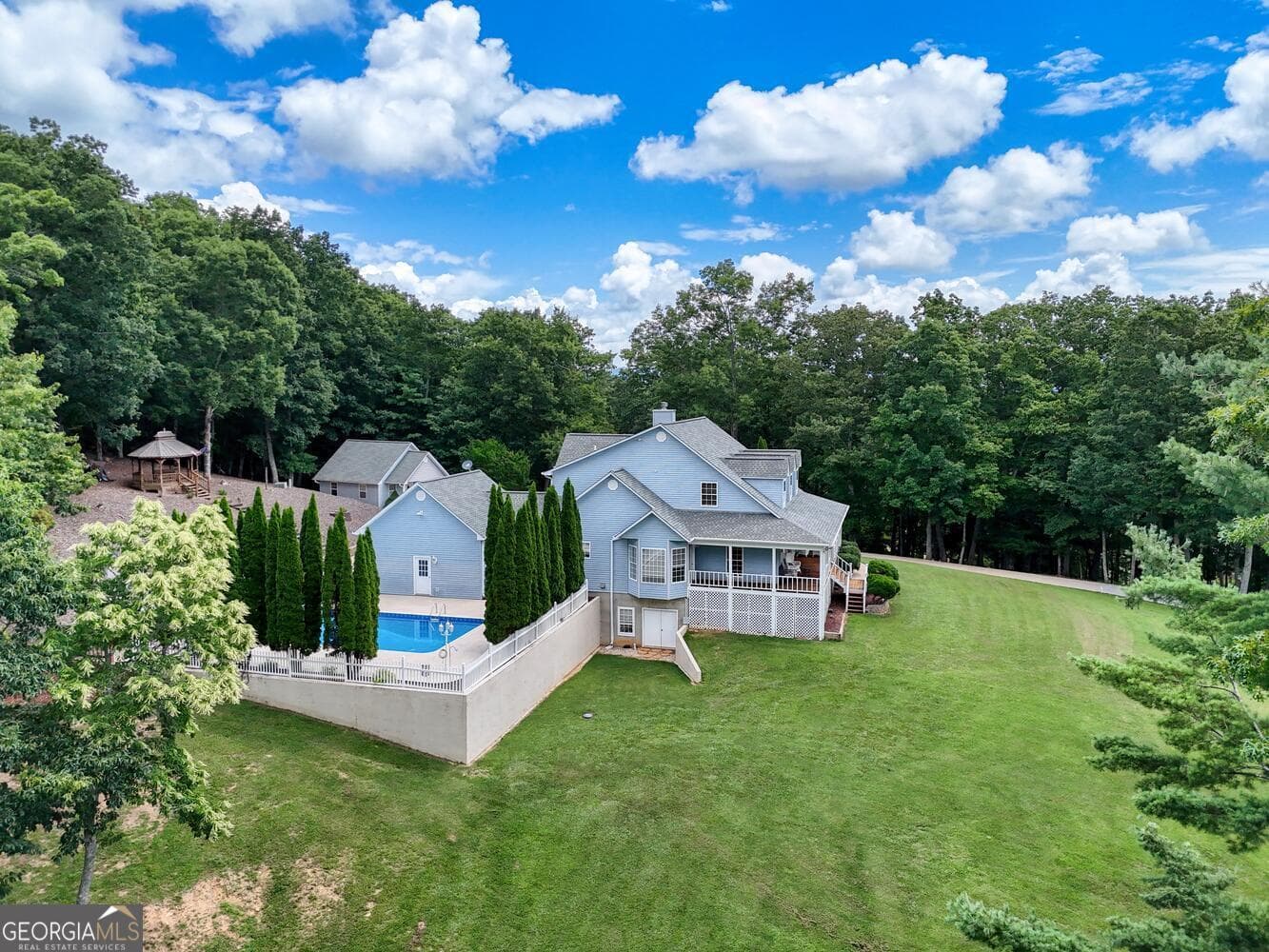 4 bedroom, 3 bathroom, 4,343 sq ft single family residence for sale at 266 E Wright Road, Blairsville, GA 30512 — photo 5