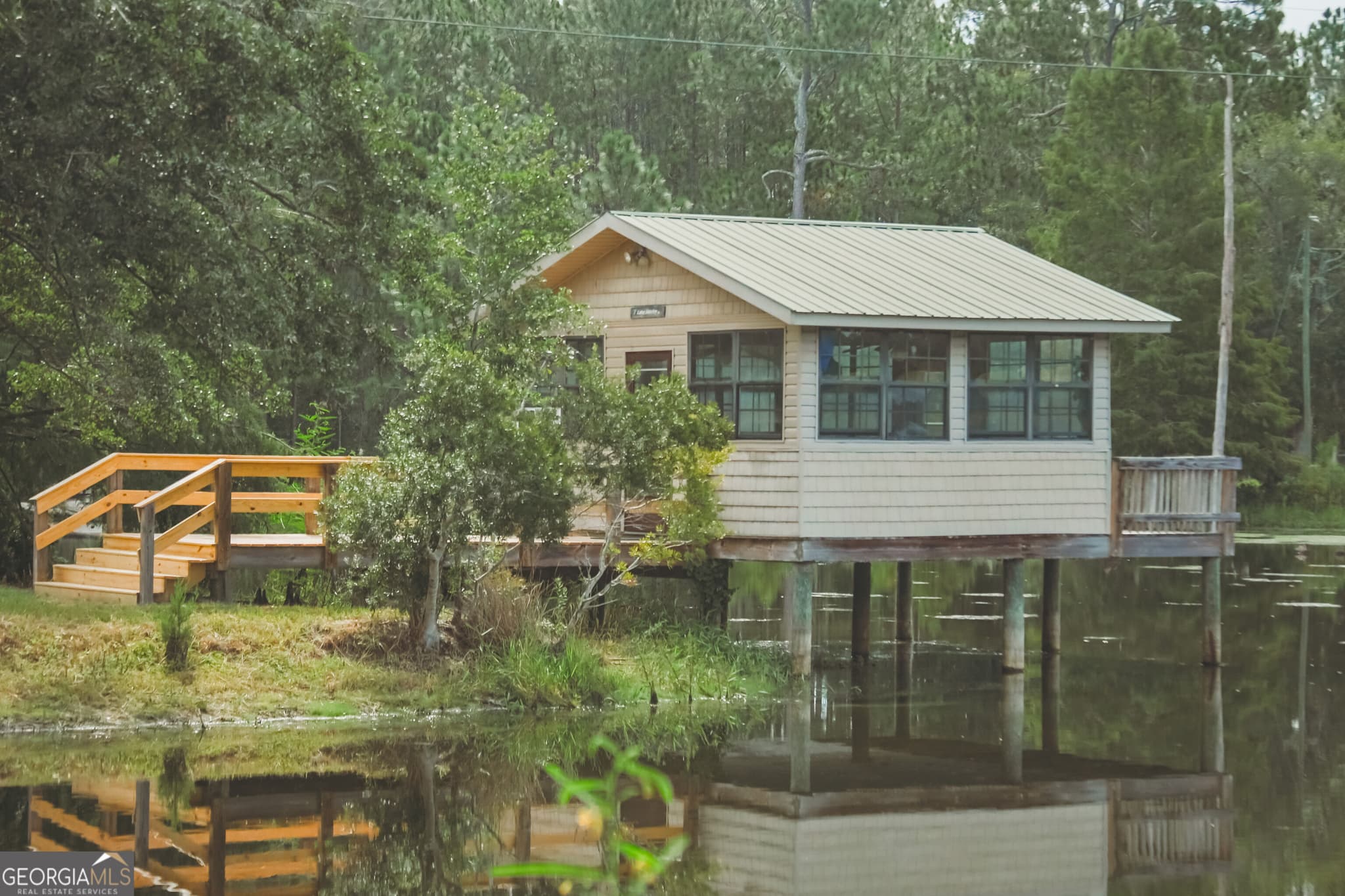 3 bedroom, 2 bathroom, 1,918 sq ft single family residence under contract at 7213 Albany Highway, Millwood, GA 31552 — photo 7