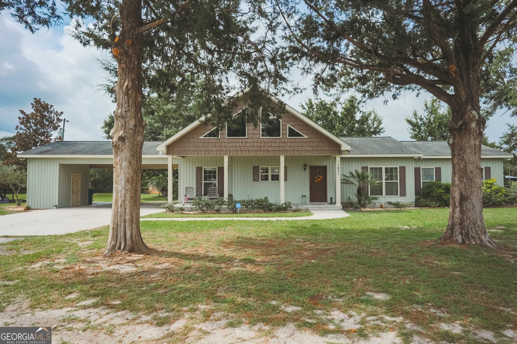 3 bedroom, 2 bathroom, 1,918 sq ft single family residence under contract at 7213 Albany Highway, Millwood, GA 31552