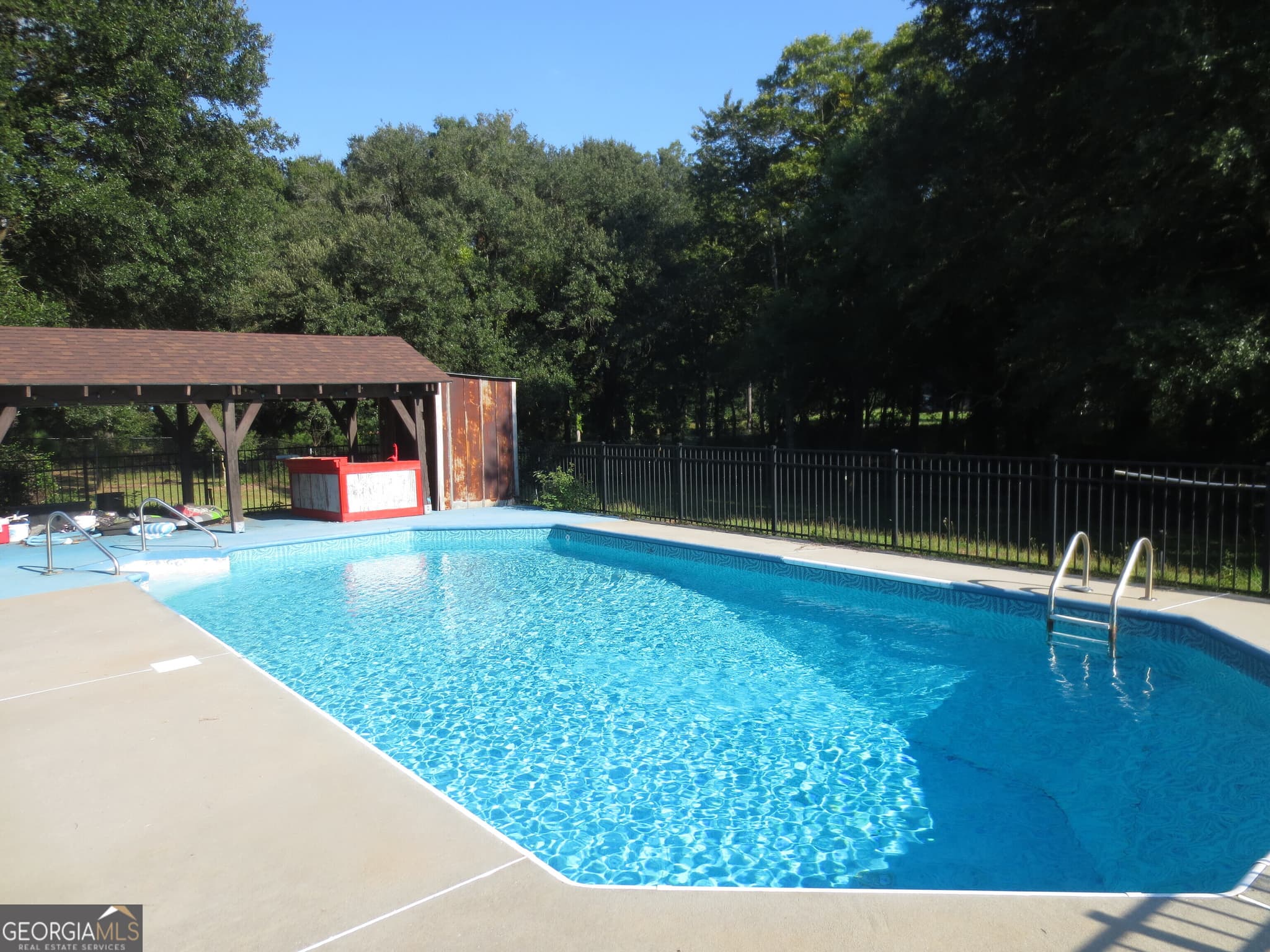 5 bedroom, 2.5 bathroom, 2,988 sq ft single family residence for sale at 184 Giles Road, Warner Robins, GA 31093 — photo 2