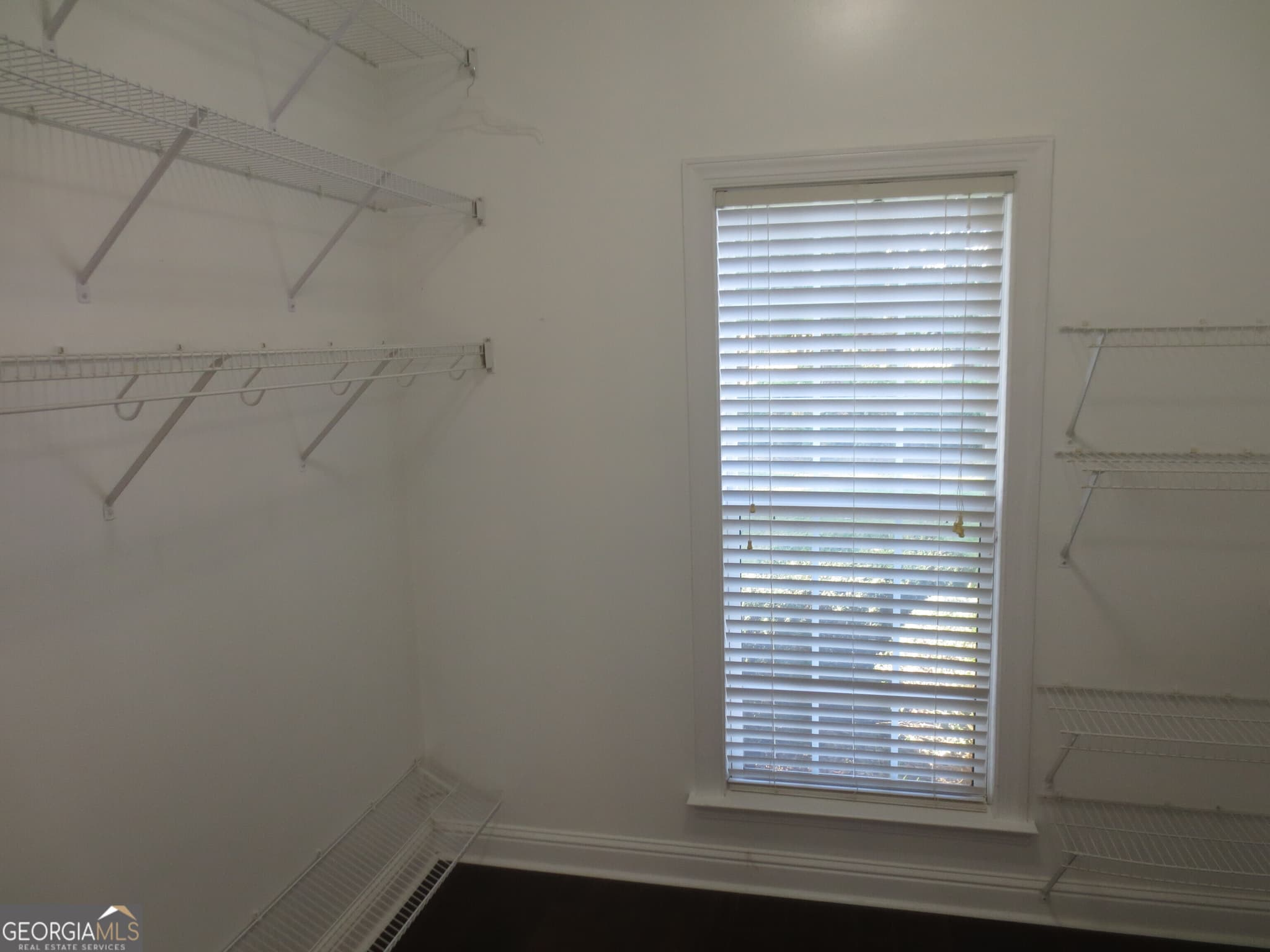 5 bedroom, 2.5 bathroom, 2,988 sq ft single family residence for sale at 184 Giles Road, Warner Robins, GA 31093 — photo 10