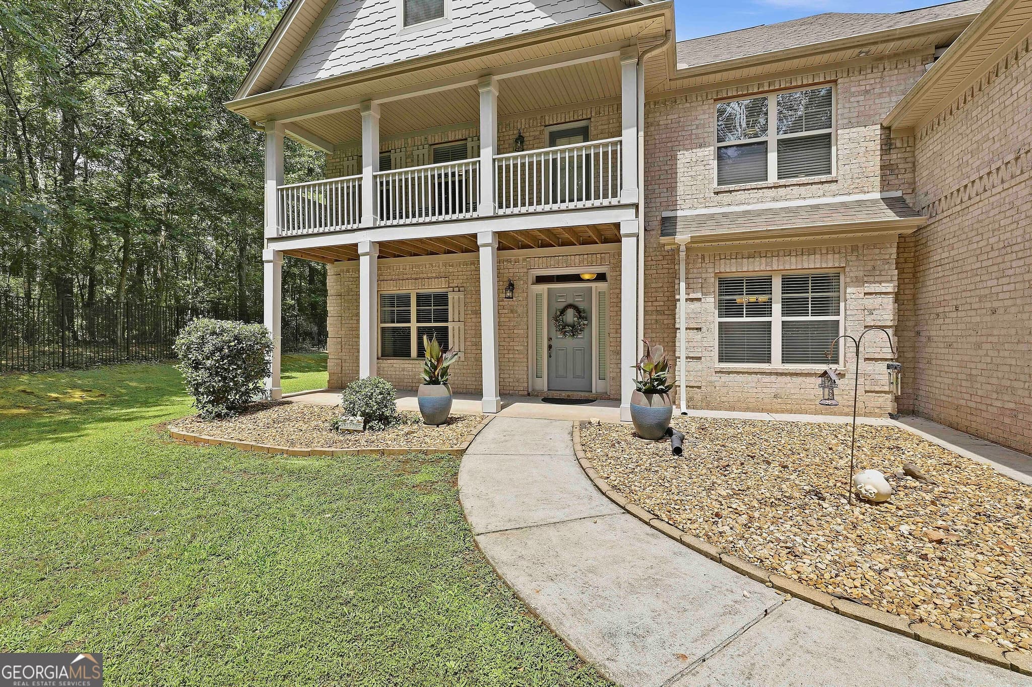 5 bedroom, 5 bathroom, 5,682 sq ft single family residence for sale at 114 Ranan Lane, Newnan, GA 30263 — photo 7