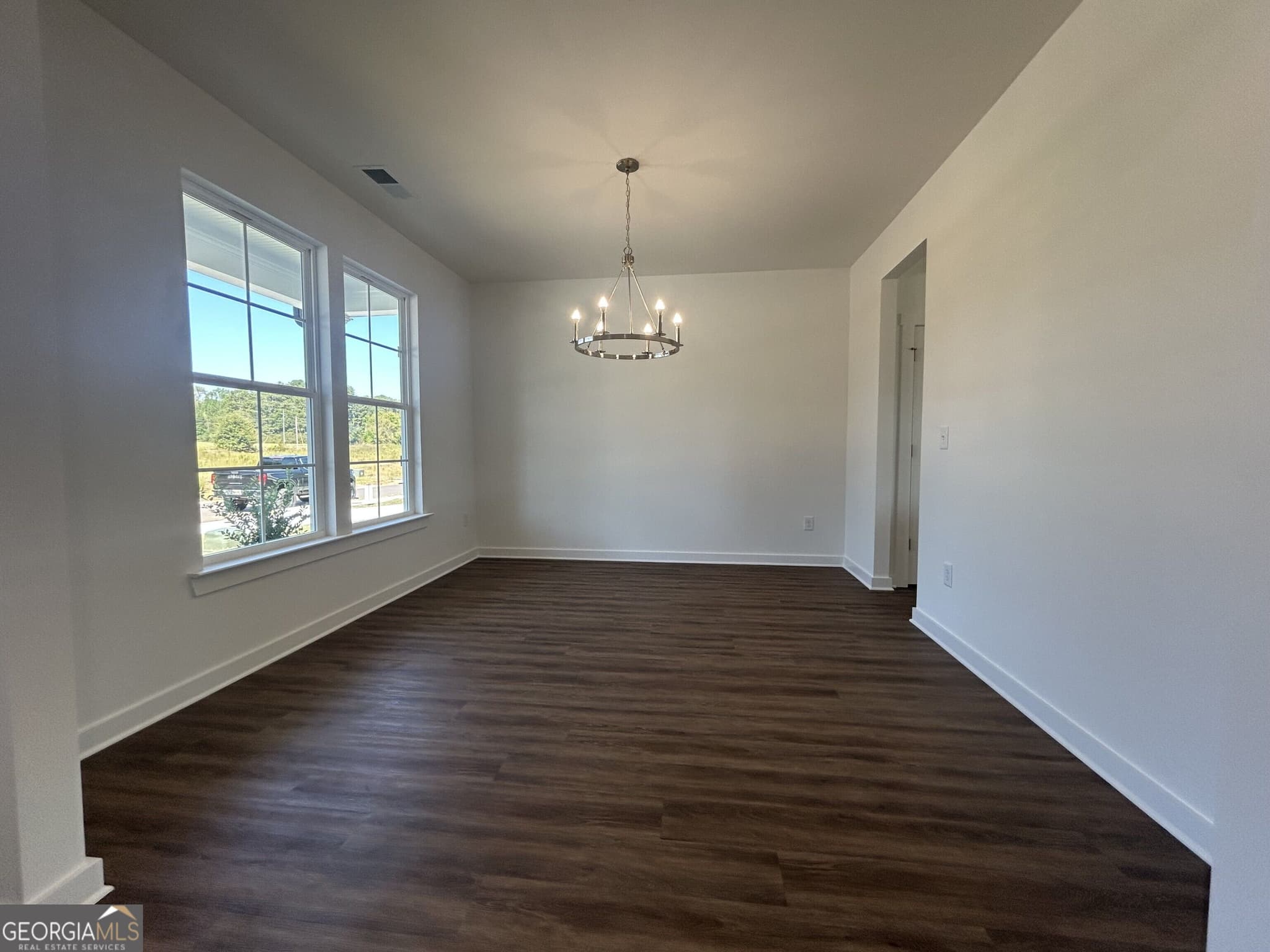 4 bedroom, 3 bathroom, 2,517 sq ft single family residence for sale at 260 Crimson Feather Drive, Jefferson, GA 30549 — photo 3