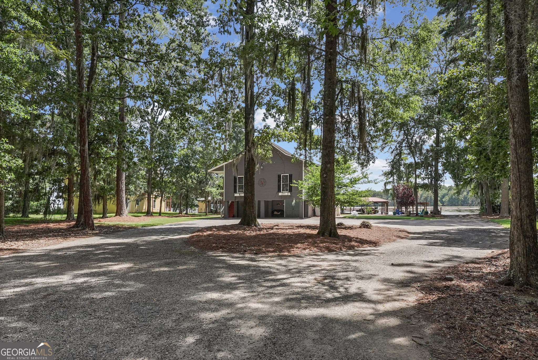 3 bedroom, 2.5 bathroom, 1,700 sq ft single family residence for sale at 110 Sawdust Trail, Cobb, GA 31735 — photo 5