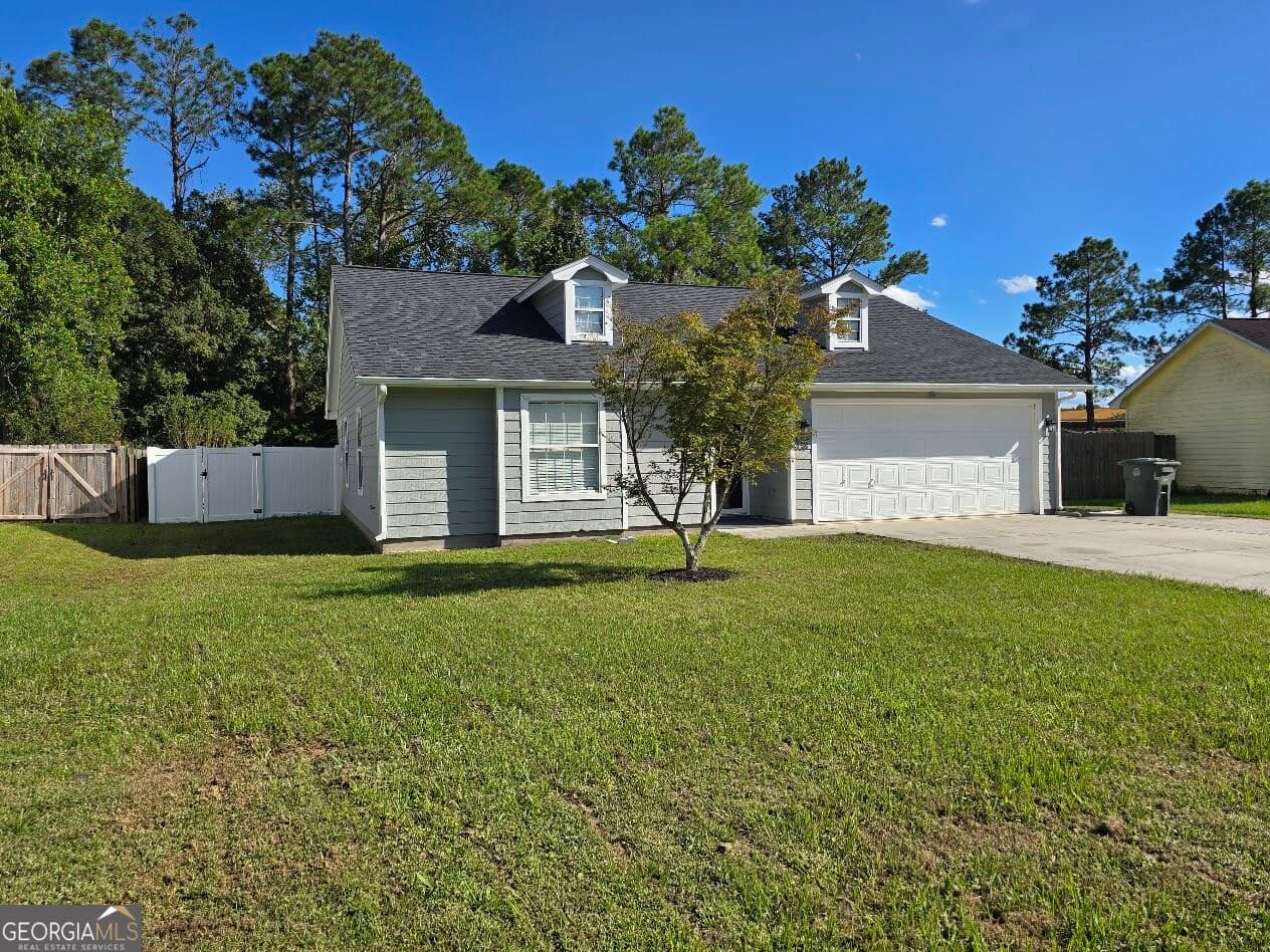 3 bedroom, 2 bathroom, 1,646 sq ft single family residence for rent at 118 Lake Ashley Drive, Kingsland, GA 31548 for $2,000 a month — photo 5