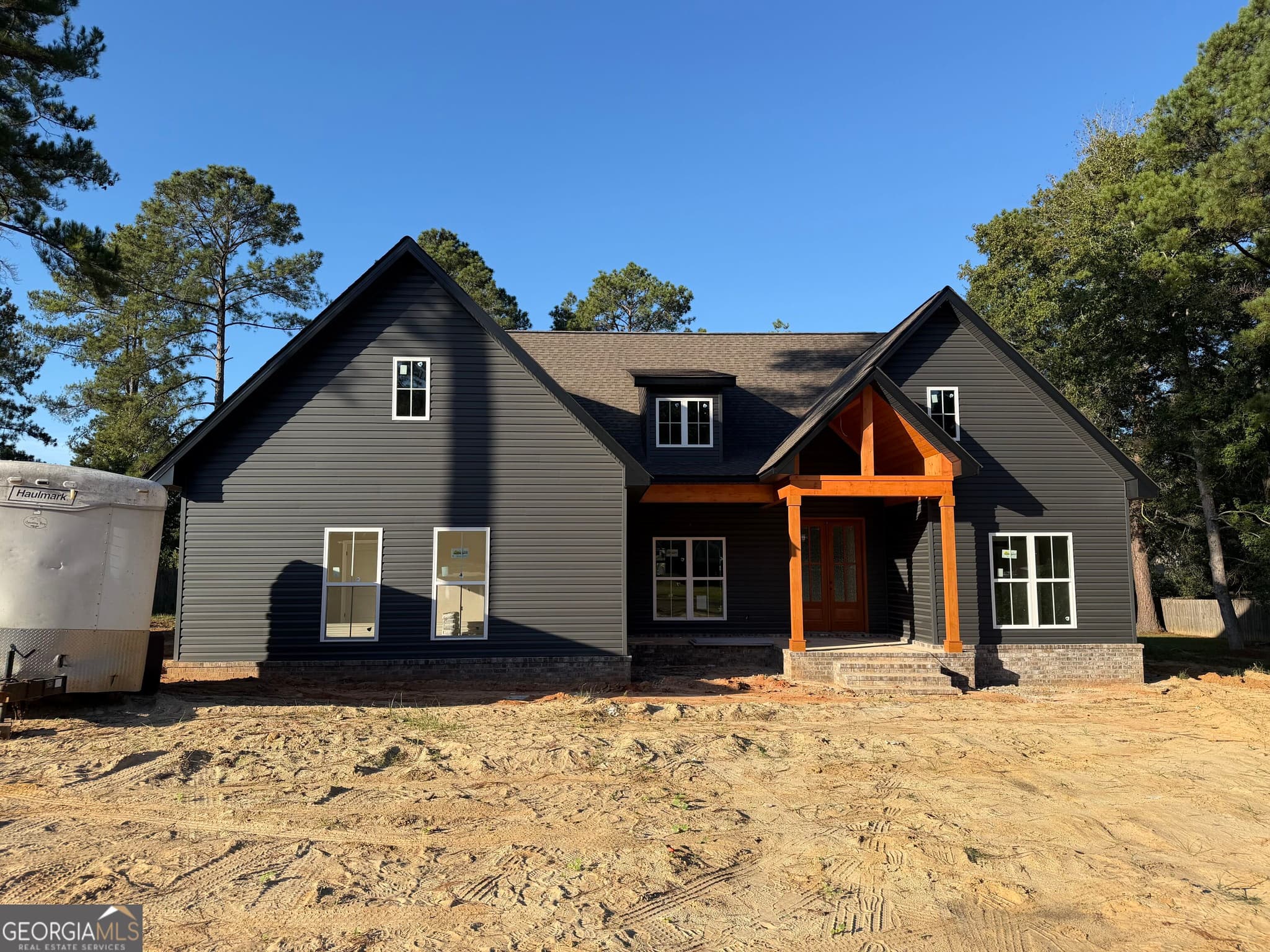 3 bedroom, 2 bathroom, 1,725 sq ft single family residence for sale at 212 Ashland Court, Dublin, GA 31021 — photo 1 of 5