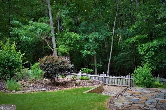 2 bedroom, 2 bathroom, 1,500 sq ft single family residence for rent at 111 Stoneacre Curv, Peachtree City, GA 30269 for $2,395 a month — photo 10