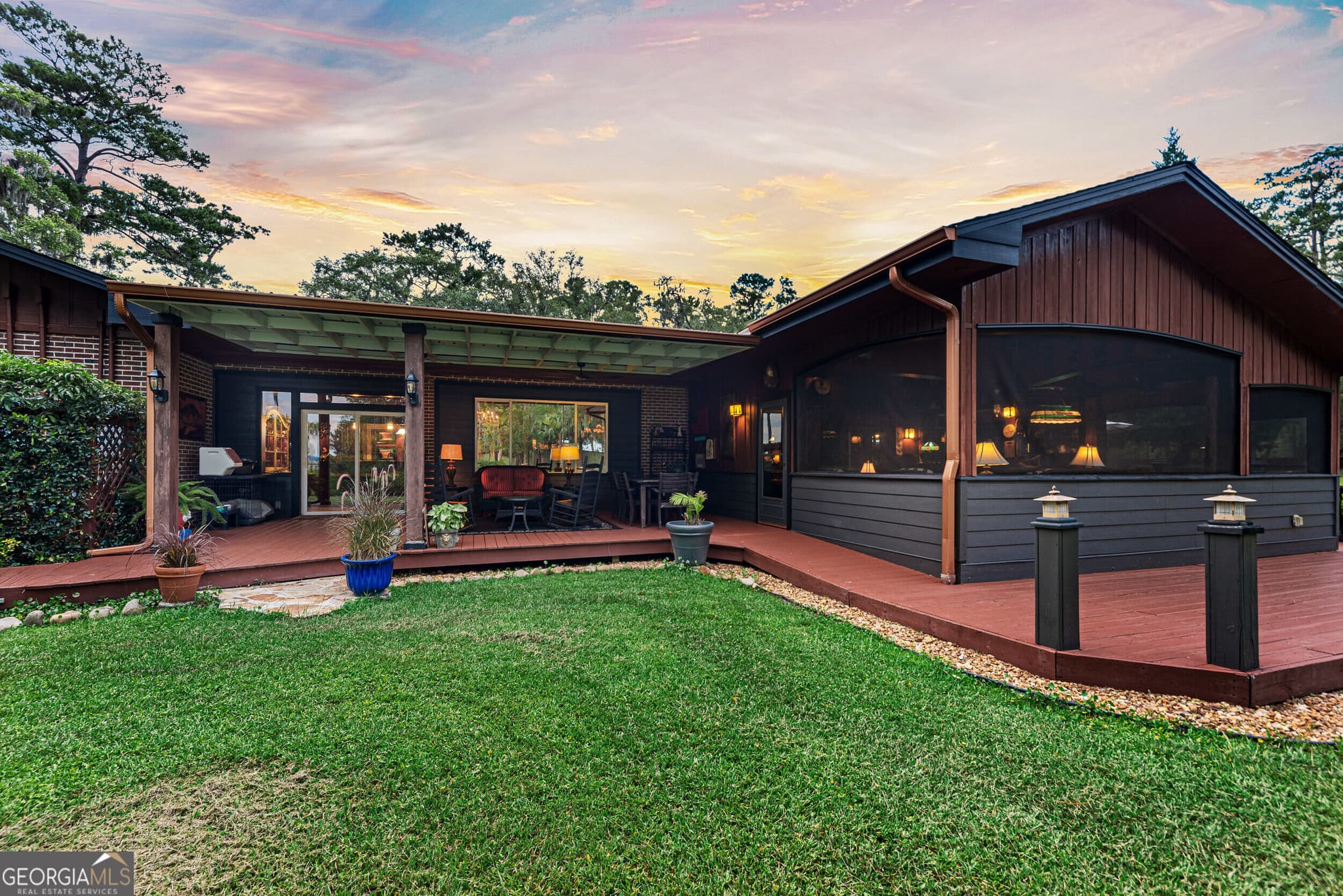 4 bedroom, 3 bathroom, 5,410 sq ft cabin,single family residence for sale at 820 S Julia Street, St. Marys, GA 31558 — photo 9