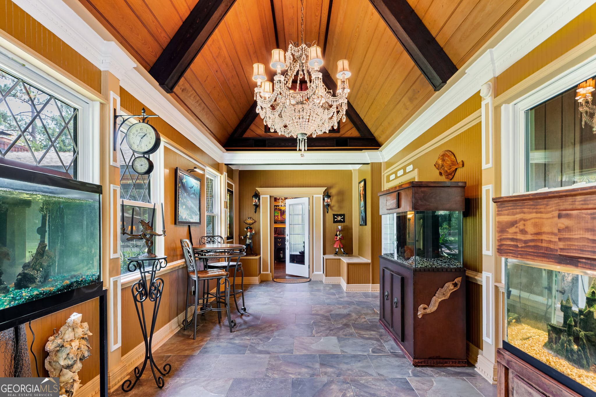 4 bedroom, 3 bathroom, 5,410 sq ft cabin,single family residence for sale at 820 S Julia Street, St. Marys, GA 31558 — photo 4