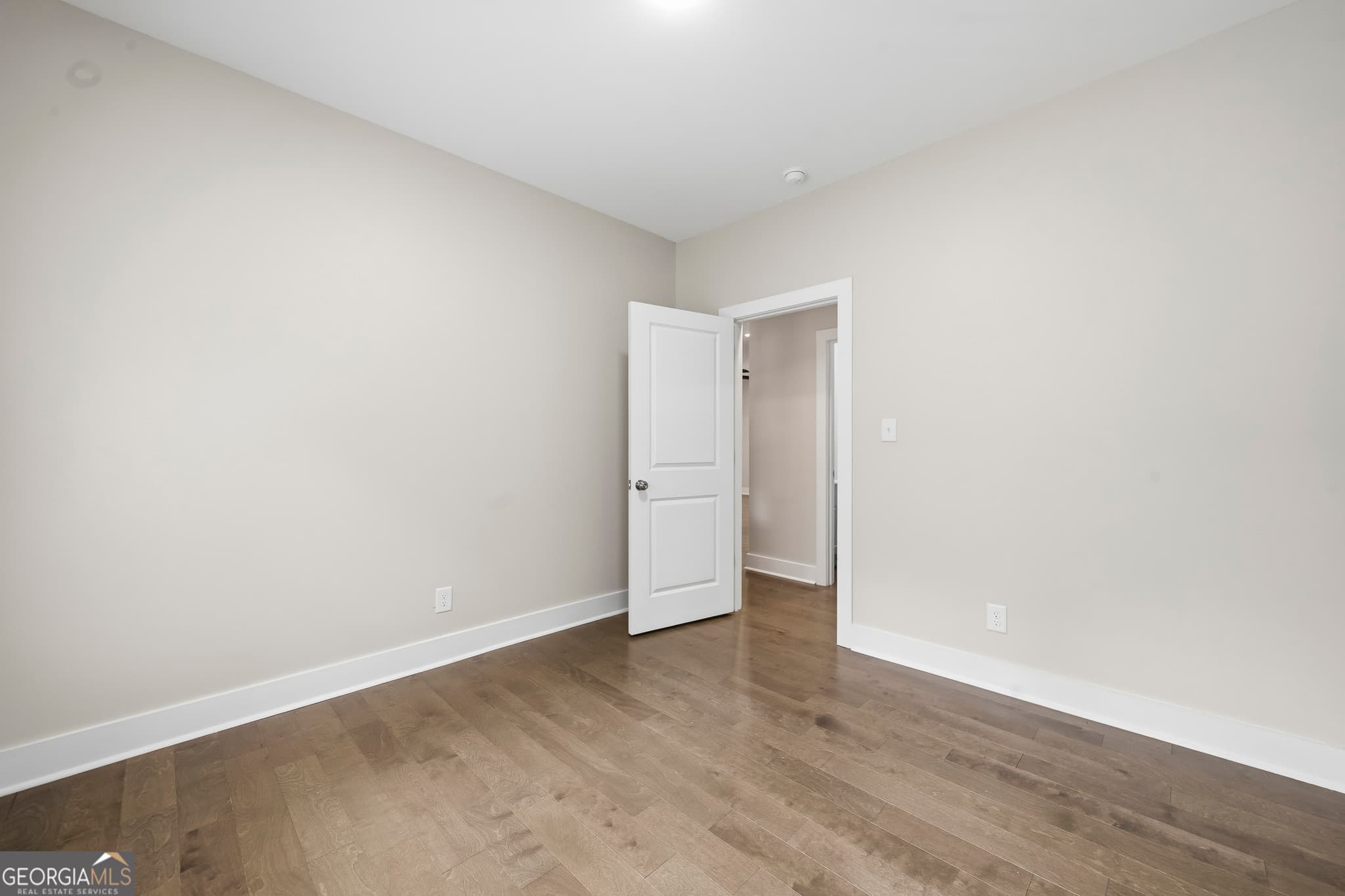 4 bedroom, 3 bathroom, 1,650 sq ft single family residence for sale at 109 Green Lake Drive, Milledgeville, GA 31061 — photo 9