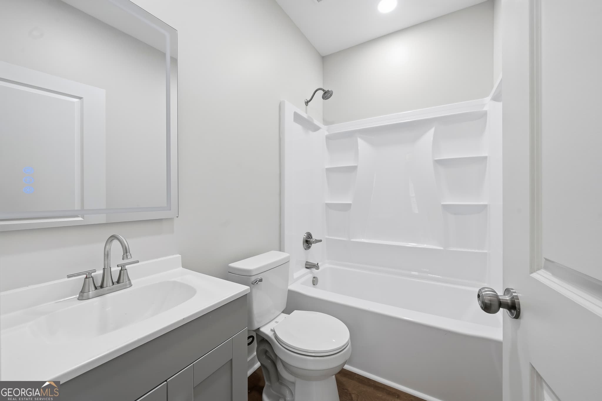 4 bedroom, 3 bathroom, 1,650 sq ft single family residence for sale at 109 Green Lake Drive, Milledgeville, GA 31061 — photo 10