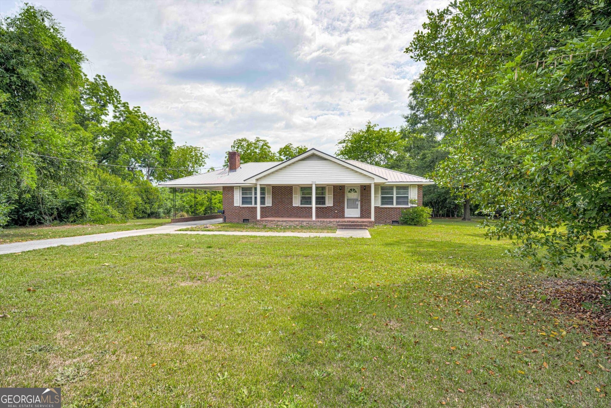 3 bedroom, 1 bathroom, 1,296 sq ft single family residence for sale at 310 Black Street, Thomson, GA 30824 — photo 2
