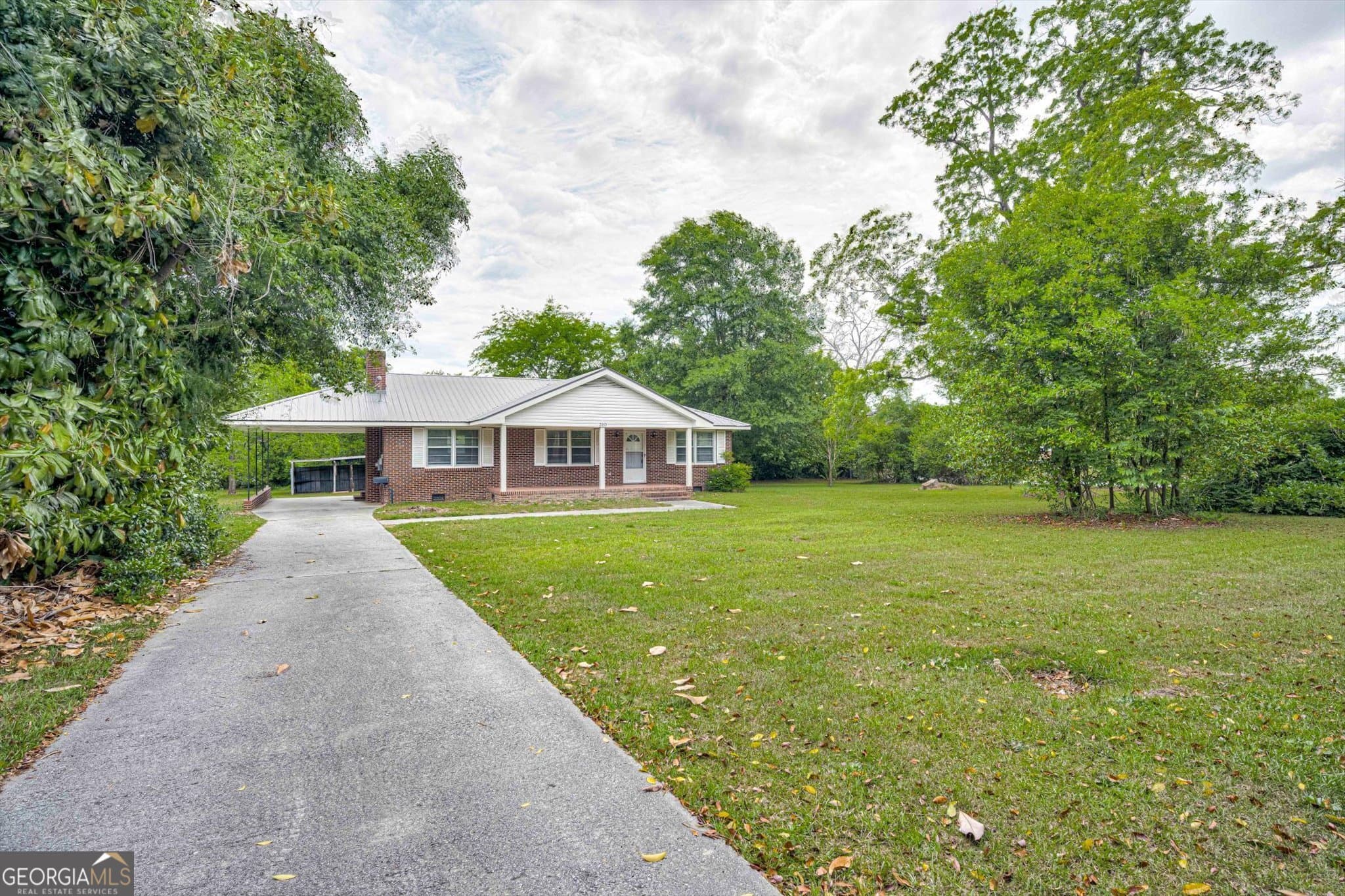 3 bedroom, 1 bathroom, 1,296 sq ft single family residence for sale at 310 Black Street, Thomson, GA 30824 — photo 3